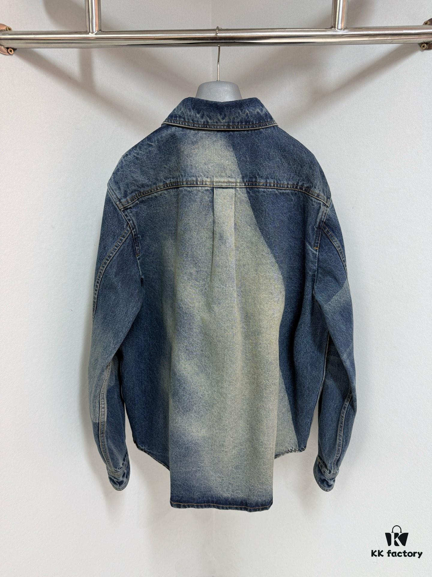 69311562908475d562cd903f 1V 25SS New Arrival Utility Shirt Crafted from Cotton Denim with Sun-Faded Effect for Spring/Summer 2025, Featuring a Left Chest Pocket with Marque L.Vuitton Déposée Suede Patch, Mother-of-Pearl Buttons and Rivets Exuding Refined Charm, Perfectly Paired with Matching Trousers