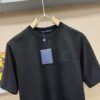 6931166f908475d562cd9083 LV 2025 Spring-Summer New Short Sleeve T-Shirt! Runway-Inspired Fashion Casual Tee with Designer Logo – Premium 100% Cotton, Soft and Breathable, Unisex Loose Fit with Slightly Dropped Shoulder and Round Neck