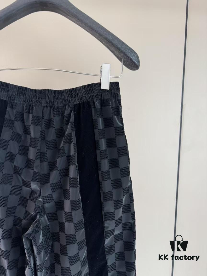 693117e2908475d562cd90ce 1V 2025SS Early Spring New Arrival, Pharrell's 1V Universe, Velvet Monogram Checkerboard Pattern
