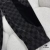 693117f3908475d562cd90d2 1V 25ss New Arrival Track Pants Crafted from Lustrous Technical Fabric, Showcasing the 2025 Spring-Summer Runway Trend. Flocked Matte Damier Pattern Features the Marque L.Vuitton Déposée Logo, with Velvet Trims Adding Textural Depth, Perfectly Paired with Matching Top for a Sharp, Cohesive Look