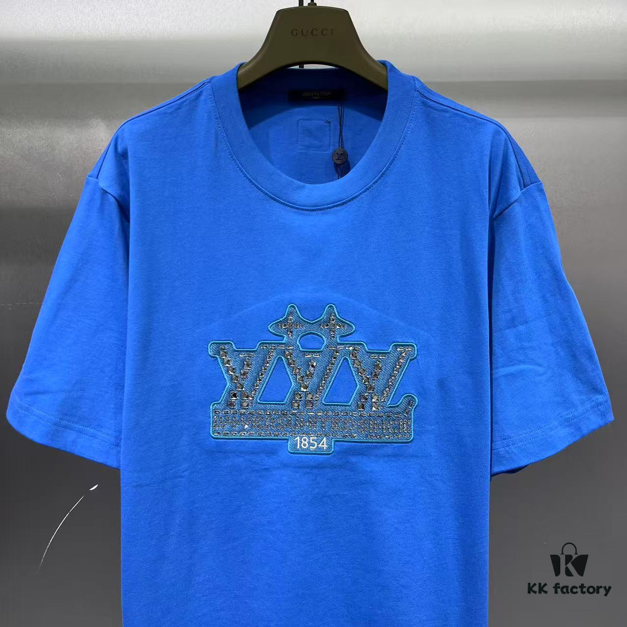 69311807908475d562cd90d7 New Limited Edition Rhinestone Logo Short Sleeve T-Shirt, Full Size Range from S to XL, Item No. 2022160