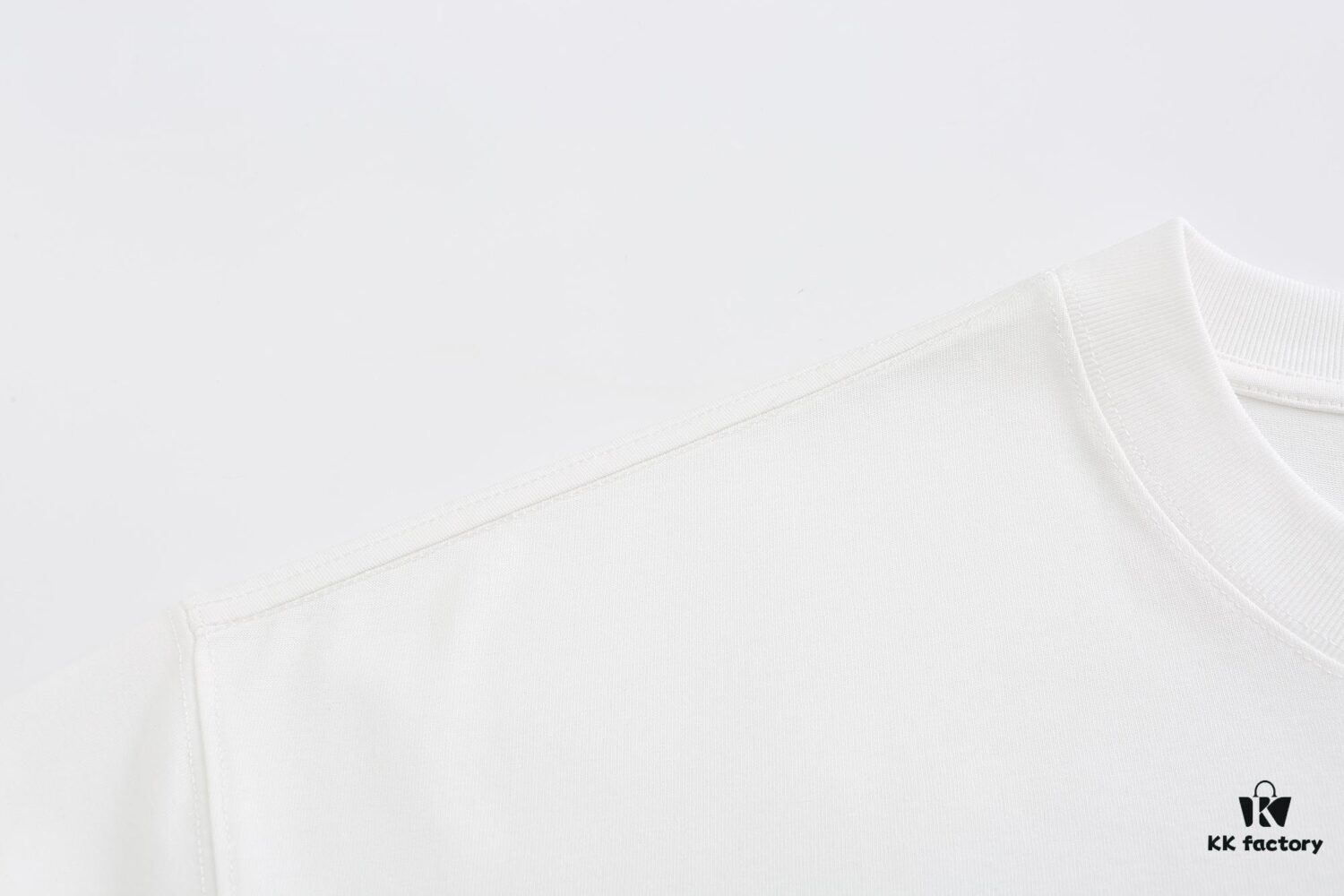 69311a14908475d562cd916b Luxury Quality LV Louis 2025 Fall Spring Collection Snake Year Logo T-Shirt, Distinct from Regular Printing, Custom Woven 270G 32-Count Double-Yarn Pure Cotton Fabric, Loose Fit Unisex Design
