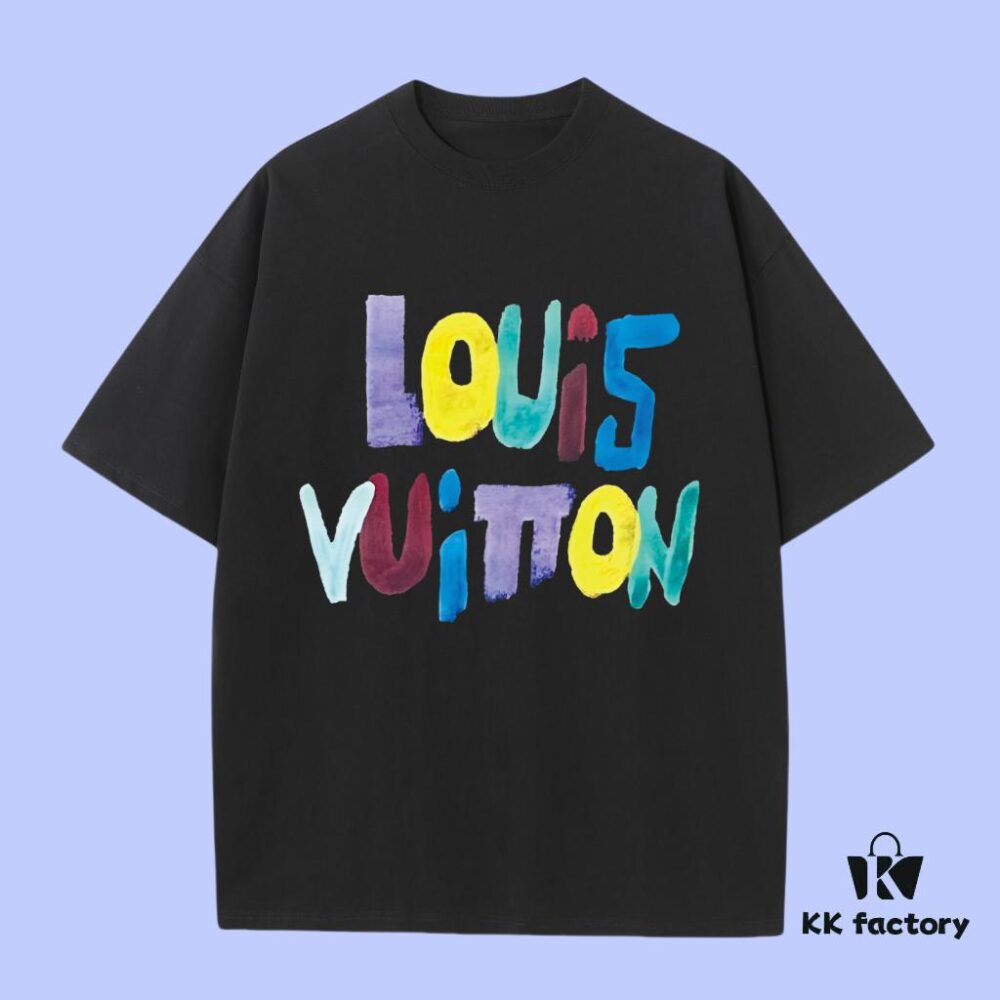 69311a49908475d562cd917d High-End Quality Louis Vuitton 2025 Fall Spring Collection Colorful Logo Short Sleeve T-Shirt, Distinct from Regular Print, Crafted in 270G 32-Ne 100% Cotton Double-Yarn Fabric, Relaxed Unisex Fit