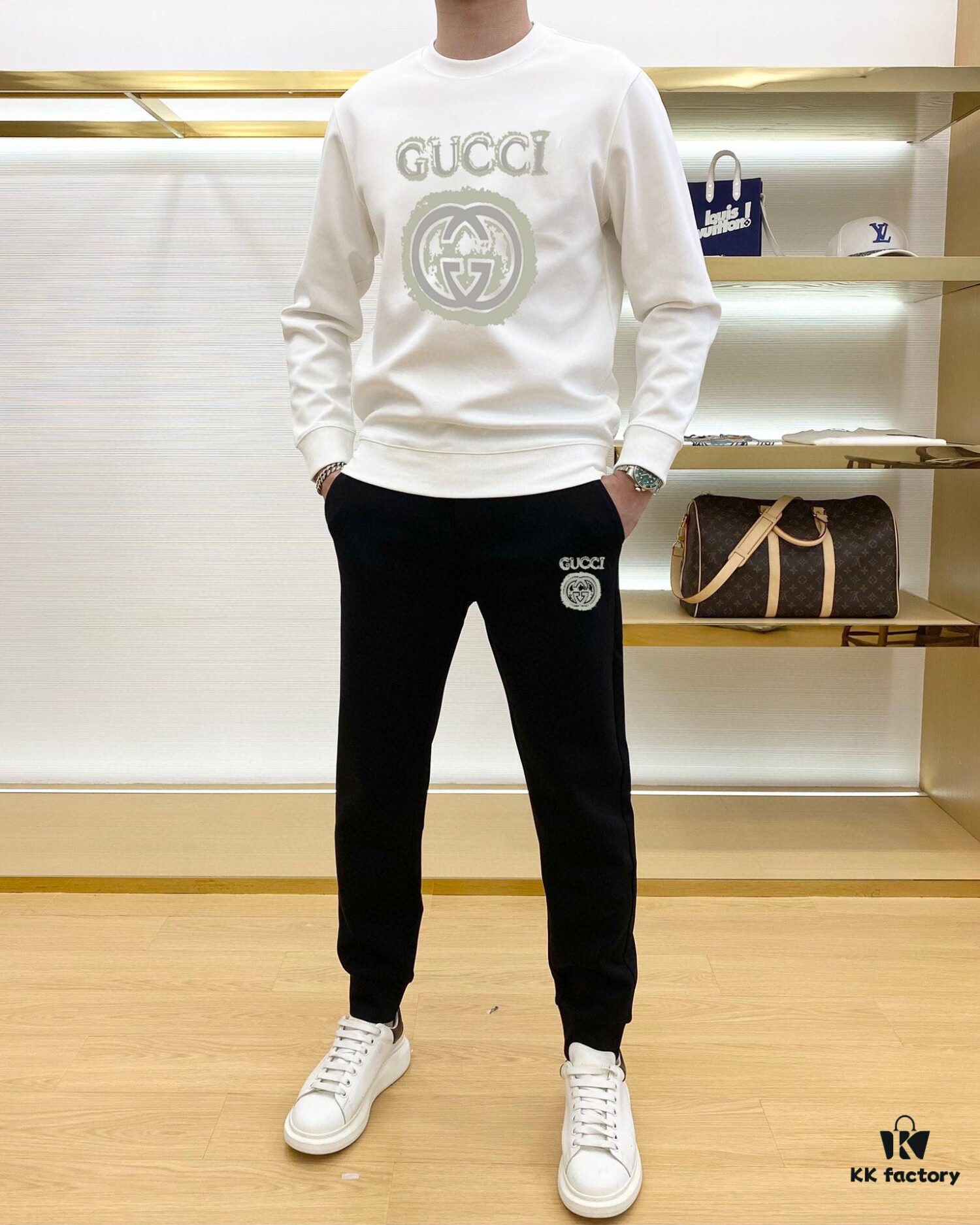 69311b06908475d562cd91ad GUCCI (Blessing for the Plus-Size) New 2025 Best-Selling Hoodie Set – Authentic Original Version, Premium Natural Roman Cotton, Elegant and Comfortable Unisex Design