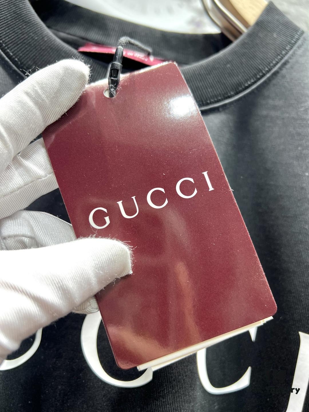 69311f56908475d562cd92ce Gucci*Gucci Printed Logo Short Sleeve T-Shirt