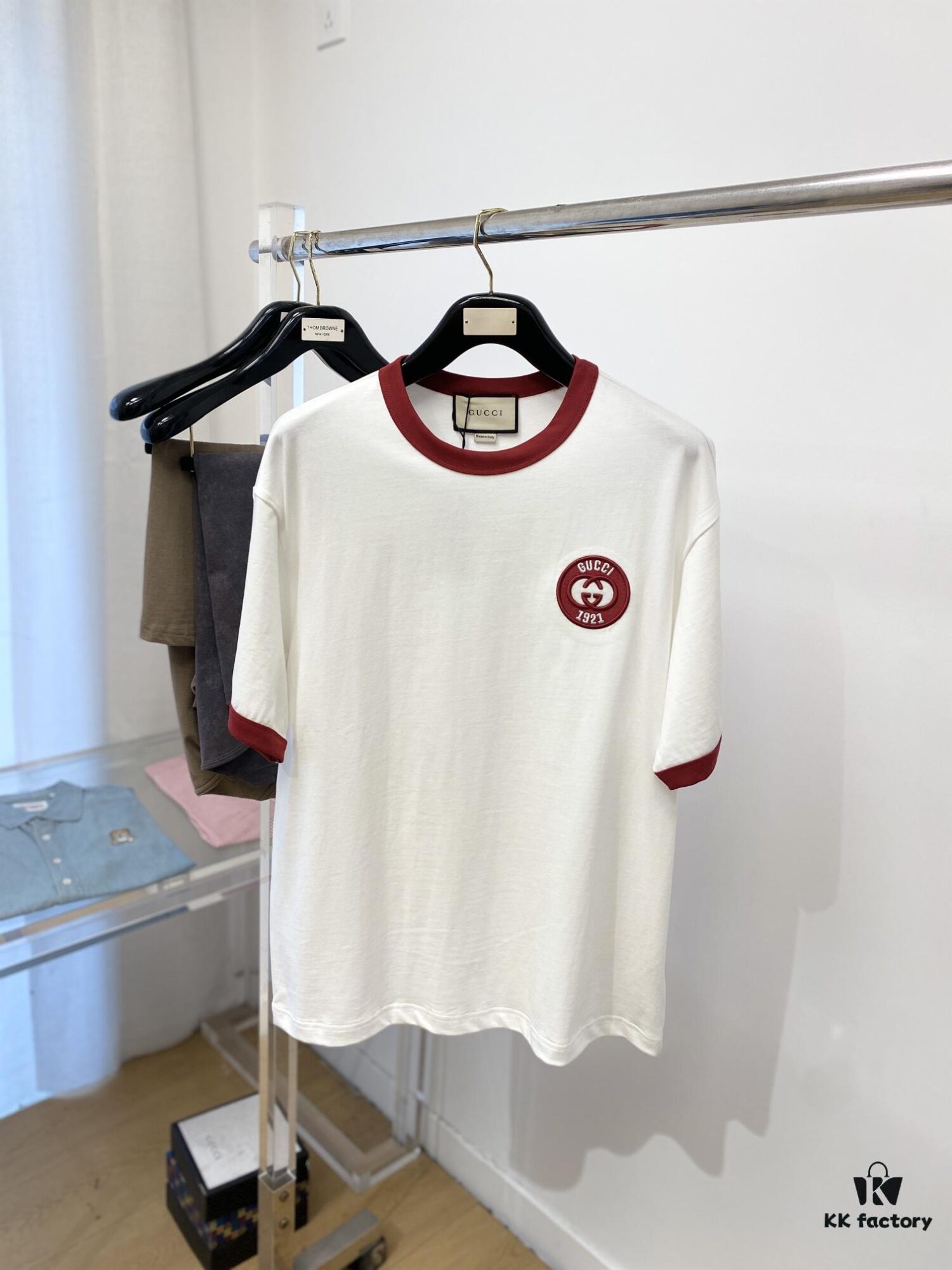 69311fc2908475d562cd92ed Gucci 2025 Latest Short-Sleeve T-Shirt, Stylish and Handsome with Exquisite Embroidered Logo on Chest, Simple and Versatile Design