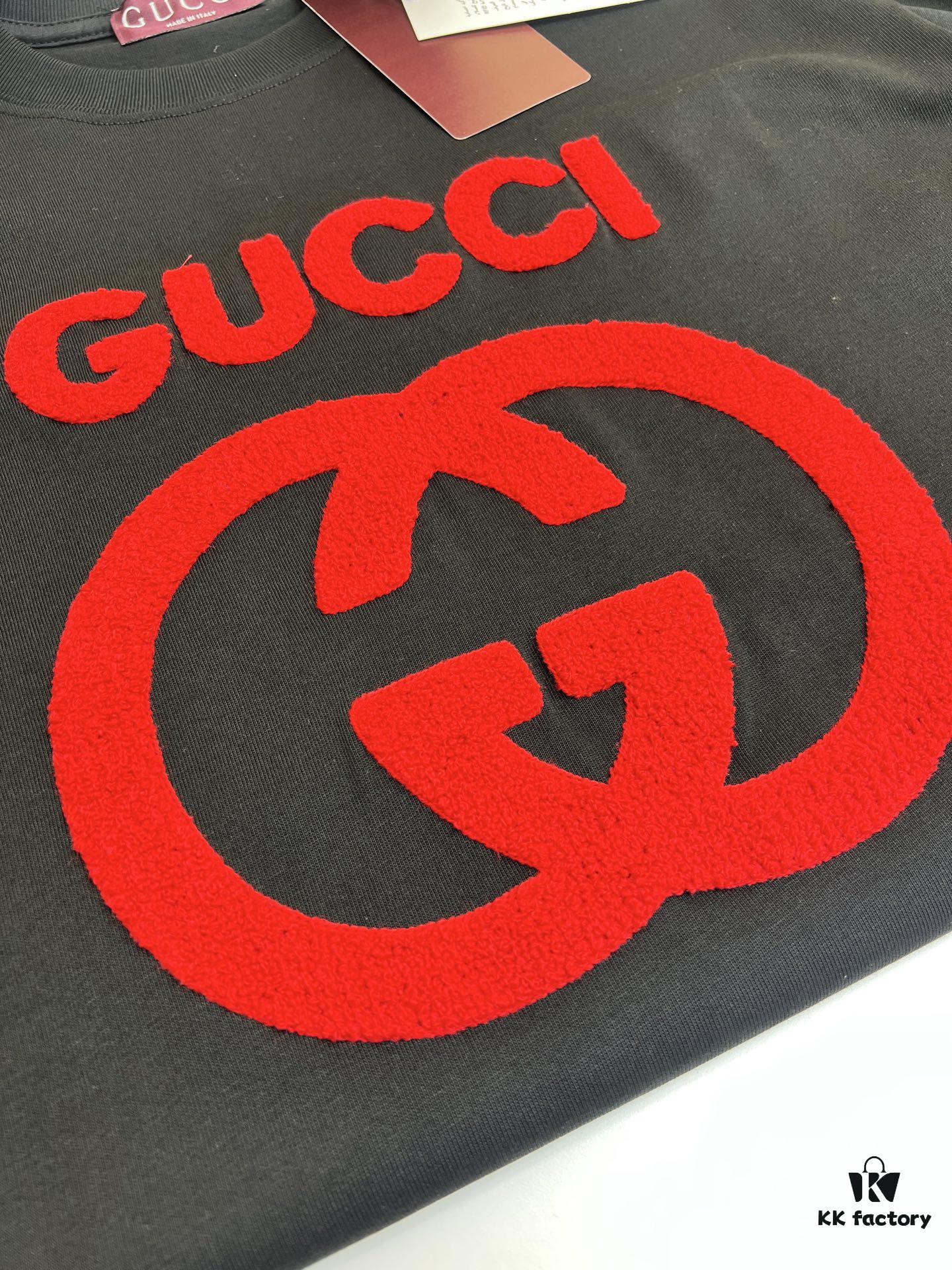 69312042908475d562cd9316 High-Quality GUCCI 25SS Classic Color T-Shirt New Arrival! Featuring a vibrant and youthful design with the latest seasonal Teddy Bear series, crafted with premium-grade printing techniques for strong three-dimensional color transitions. Made from selected 280g pure cotton fabric—soft, comfortable, and perfect for spring and summer. Pairs effortlessly with jeans, chinos, or shorts as a versatile wardrobe staple.