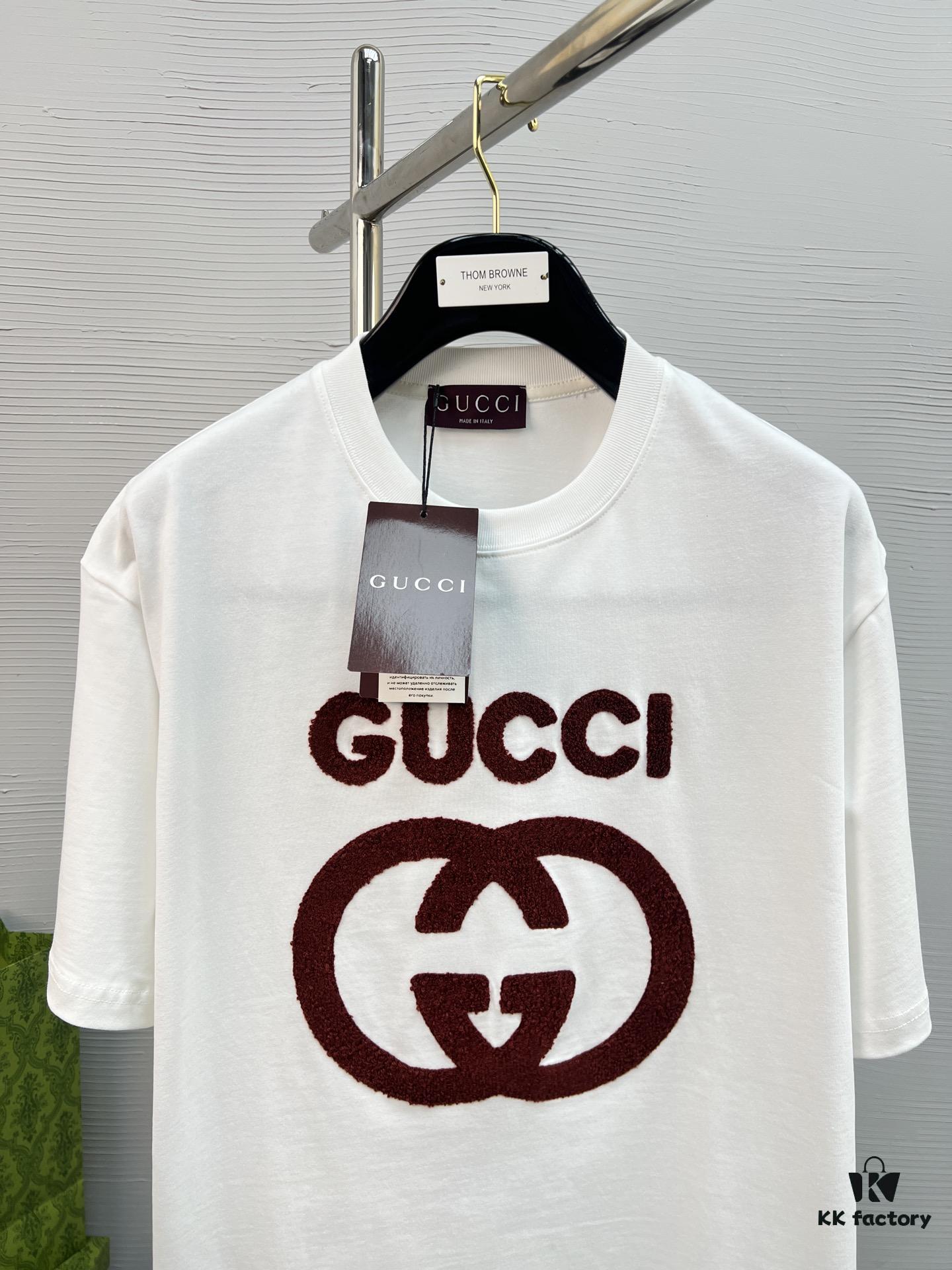 69312061908475d562cd9320 High-Quality GUCCI 25SS Classic Color T-Shirt New Arrival! Youthful and Vibrant Design! Featuring the Latest Teddy Bear Collection with Premium Printing Technology, Strong Three-Dimensional Color Gradient, Made from 280g Pure Cotton Fabric – Soft, Comfortable, Perfect Match with Jeans, Chinos, or Shorts for Spring and Summer