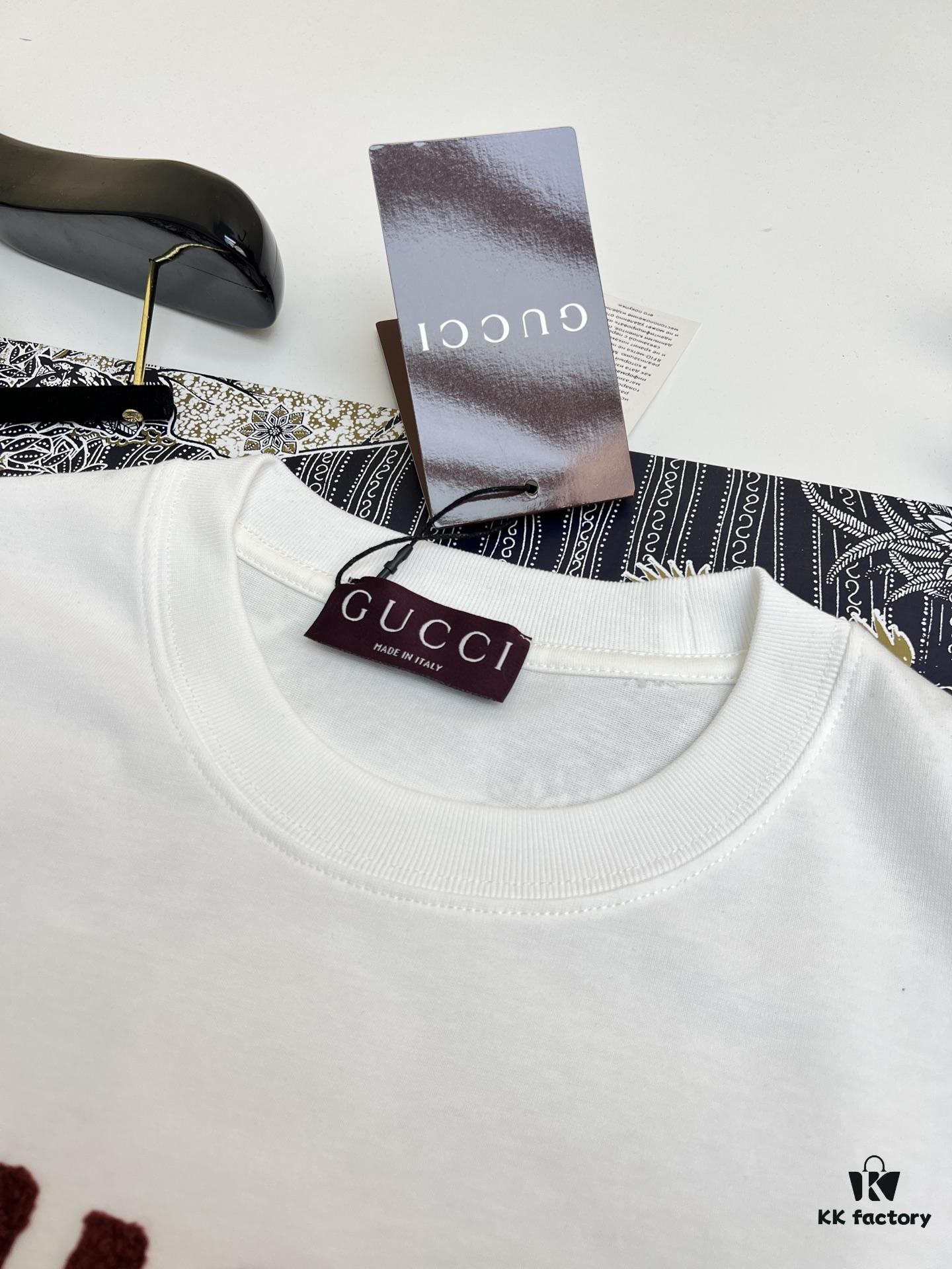 6931206b908475d562cd9324 High-Quality GUCCI 25SS Classic Color T-Shirt New Arrival! Youthful and Vibrant Design! Featuring the Latest Teddy Bear Collection with Premium Printing Technology, Strong Three-Dimensional Color Gradient, Made from 280g Pure Cotton Fabric – Soft, Comfortable, Perfect Match with Jeans, Chinos, or Shorts for Spring and Summer