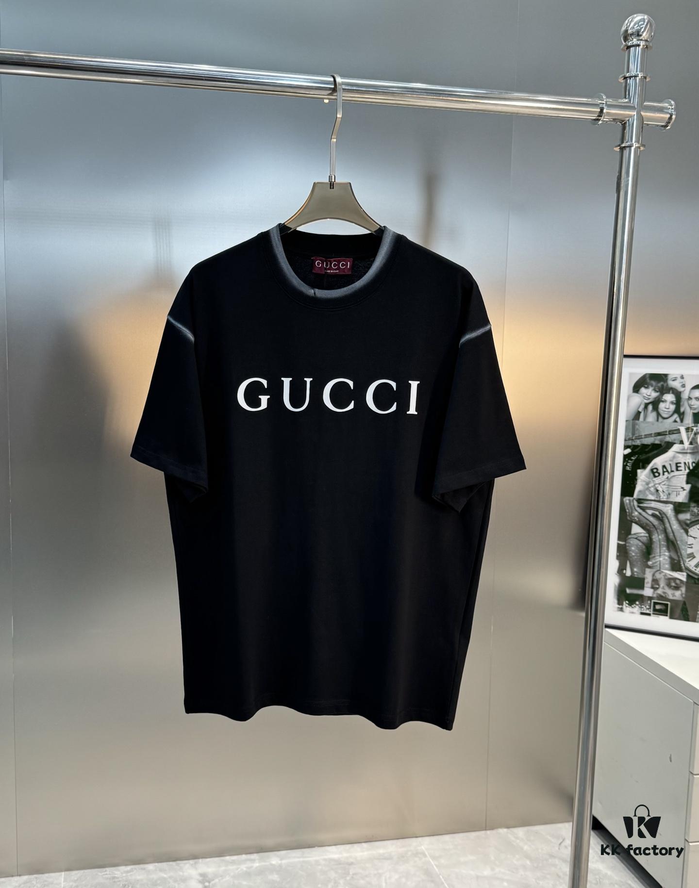 6931225c908475d562cd93c7 GUCC Vintage 25S New Short Sleeve T-Shirt Unisex – Classic Logo Print Design with Collar Spray Paint Style, 260g Pure Cotton Fabric, Soft and Comfortable, Premium Look
