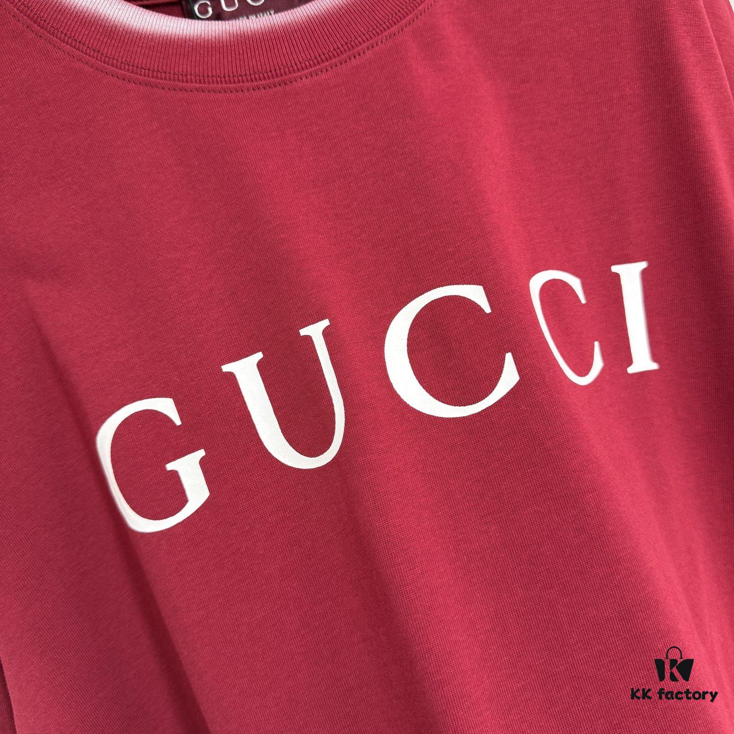 69312495908475d562cd944b GUCCI 25SS Gucci Printed Cotton Knit T-Shirt Short Sleeve Classic Letter with Spray-Painted Detail on Collar and Sleeves