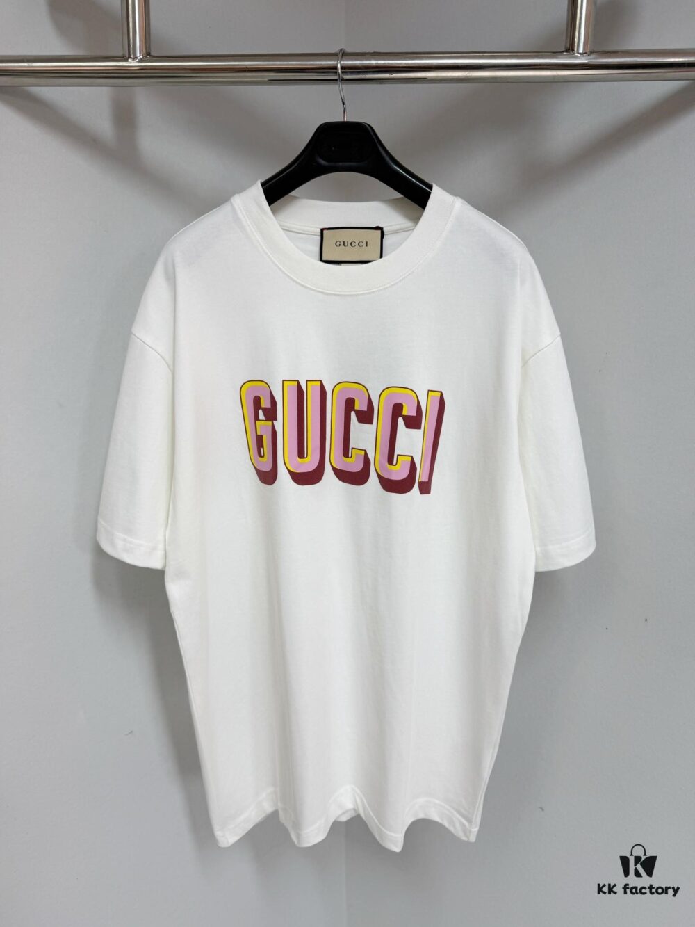 693124df908475d562cd9460 GUCC 25 3D Logo Print Short Sleeve T-Shirt in White Knit Cotton