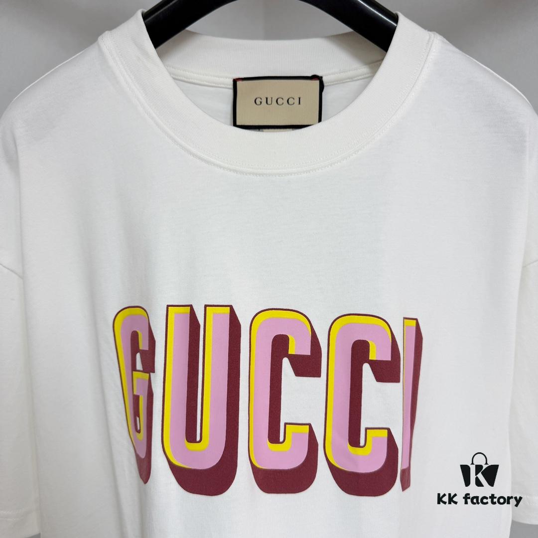 693124e5908475d562cd9462 GUCC 25 3D Logo Print Short Sleeve T-Shirt in White Knit Cotton