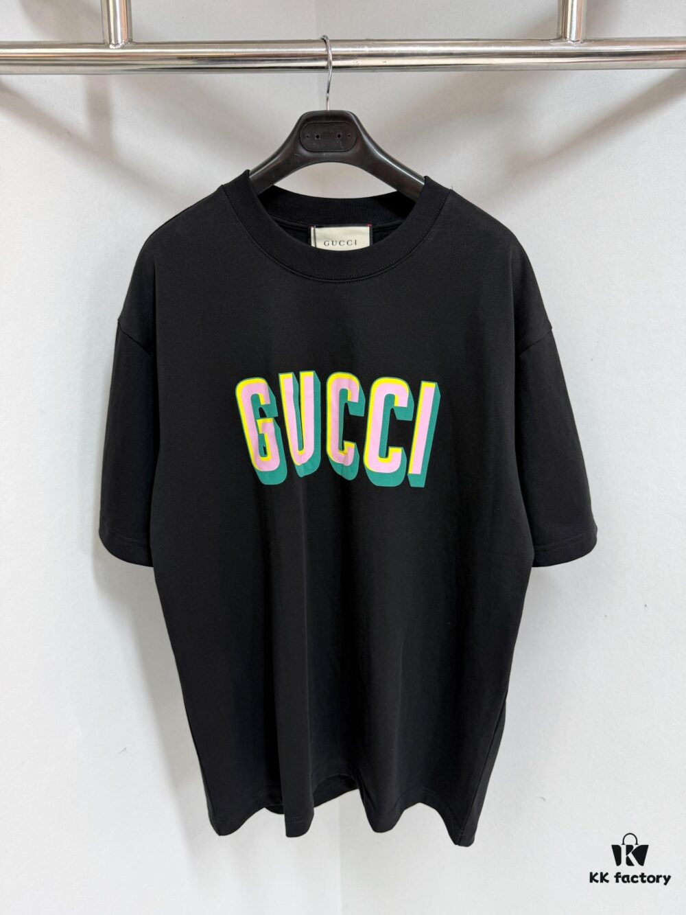 693124f9908475d562cd9468 GUCC 25 3D Logo Print Short Sleeve T-Shirt in White Knitted Cotton