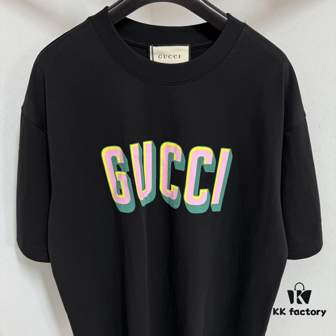 69312503908475d562cd946a GUCC 25 3D Logo Print Short Sleeve T-Shirt in White Knitted Cotton
