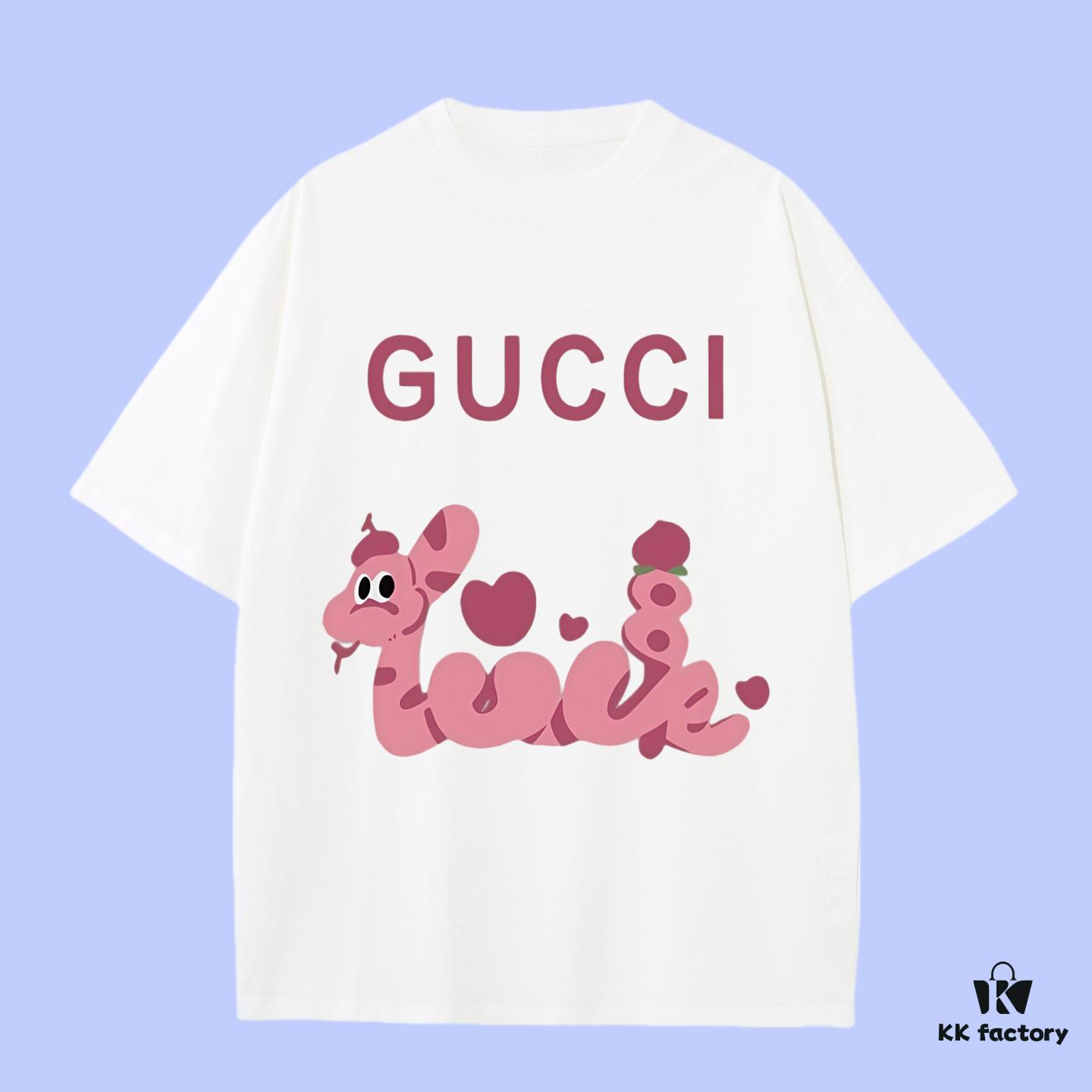 693127ee908475d562cd9551 GUCCI 2025 Fall Spring/Summer Collection Pink Snake 🐍 Short Sleeve T-Shirt Premium Quality, Special Woven 270G 32-Count Double-Yarn Pure Cotton Fabric, Relaxed Fit Unisex Design