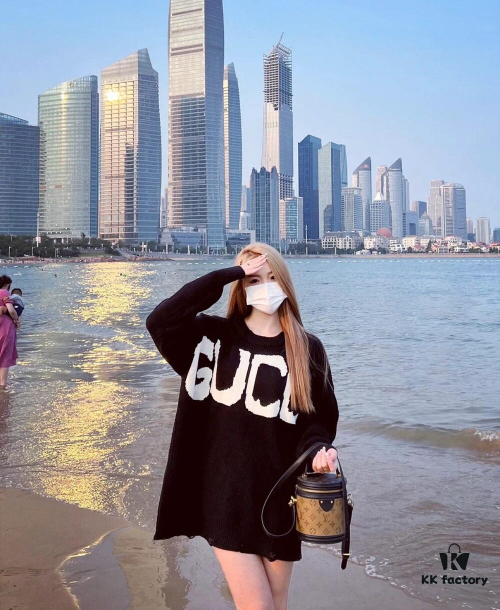 69312abd908475d562cd95ff GUCCI X BALENCIAGA Collaboration Aria Series Hip-Hop Graffiti Style Winter 2022 New Arrival