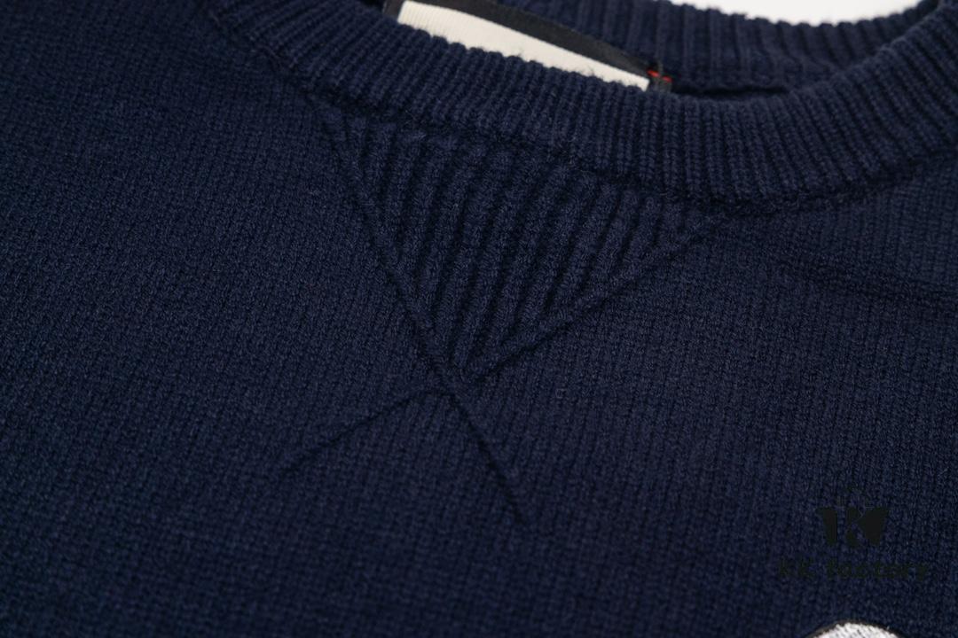 69312ccc908475d562cd969d GUCCI Cropped Jacquard Knit Turtleneck Sweater, Autumn/Winter Must-Have, High-Density Wool Blend, Premium Craftsmanship, Perfect Fit, Full Set Accessories Included
