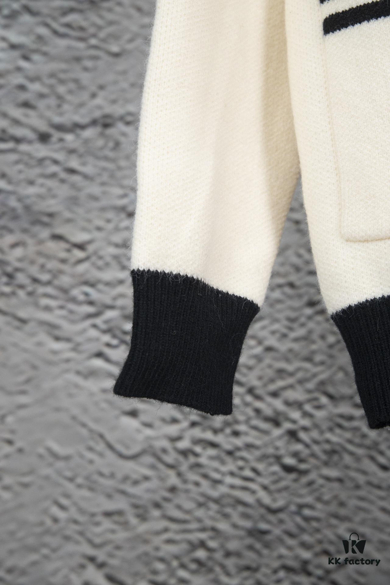 69312d13908475d562cd96b3 GUCCI Color-Block Button Knit Coat Made of High-End Wool Material