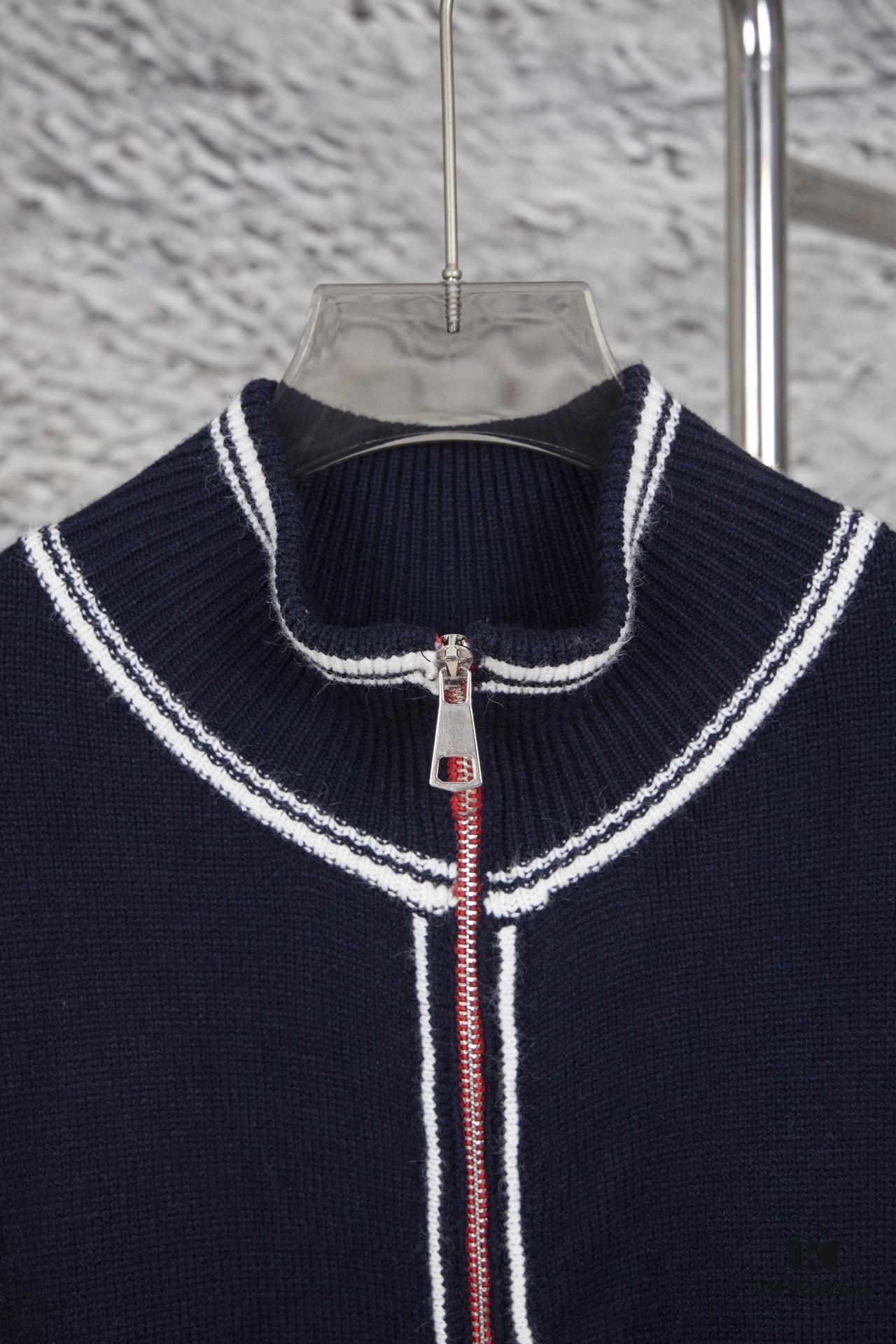 69312d36908475d562cd96c3 GUCCI Color-Block Knit Zip-Up Jacket with Quilted Design, High-Density Wool Blend, Unisex Style, Premium Craftsmanship