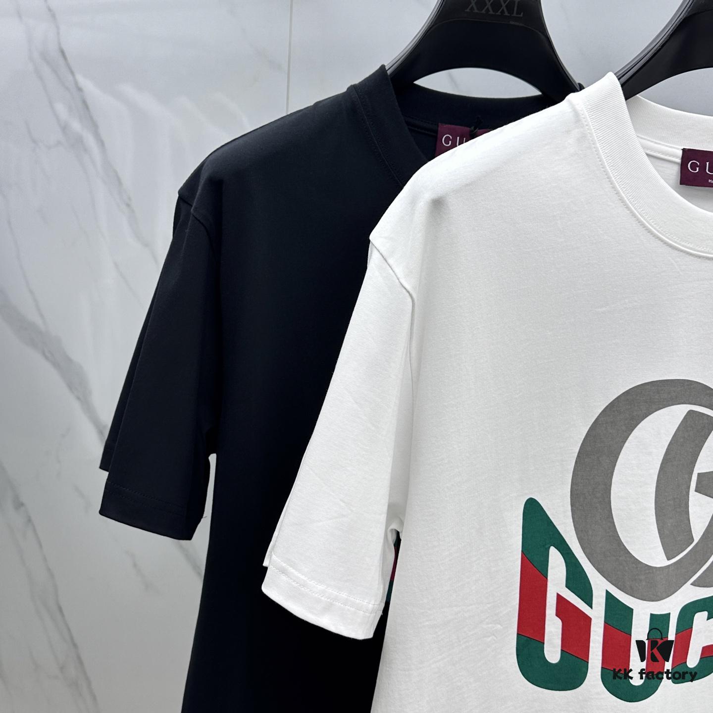 69312e31908475d562cd9715 Gucci 2025FW Spring/Summer New Round Neck T-Shirt for Layering or Outerwear, 3D Logo Embossed Slightly Oversized Short-Sleeve Tee Made of 260g Reactive Cotton
