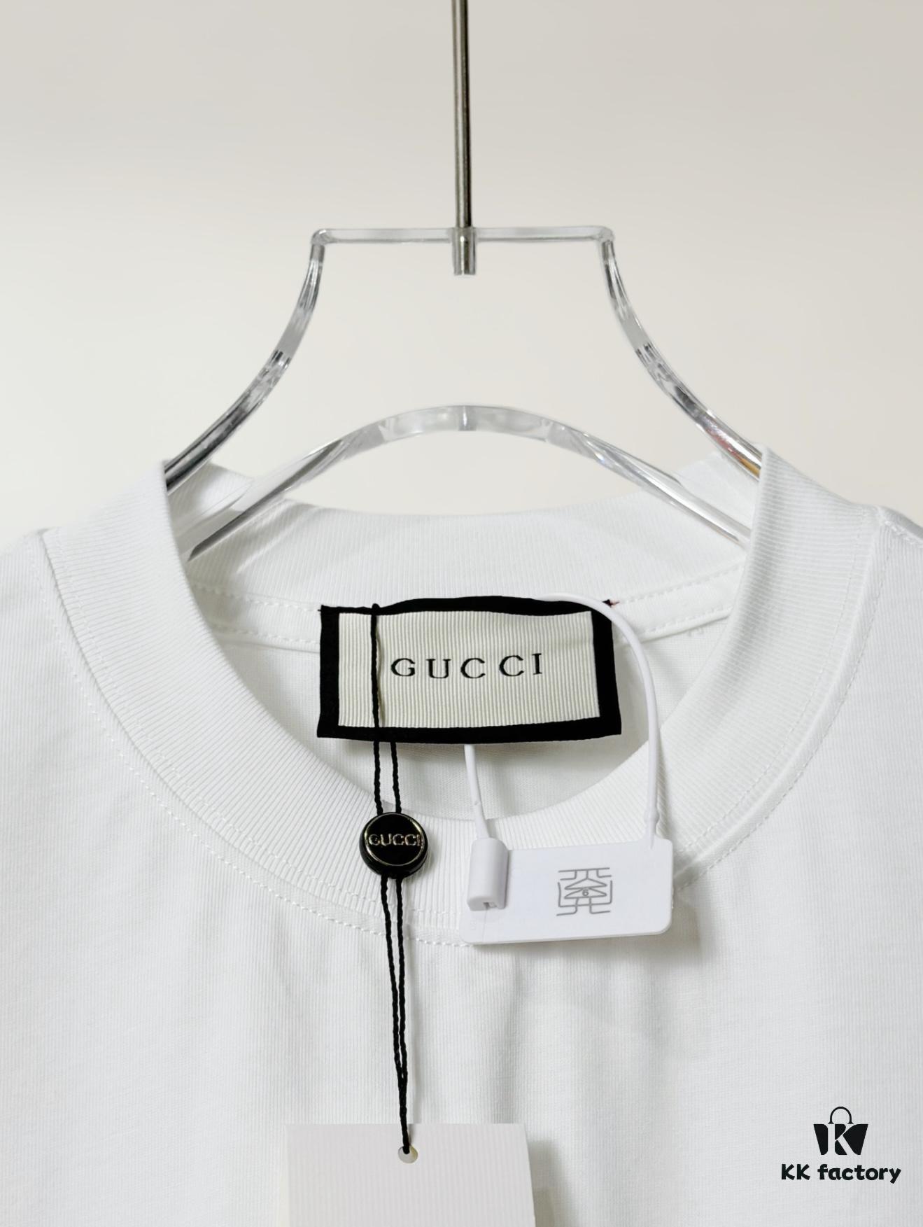 69312ee3908475d562cd975b Gucci Vintage Double G Embroidered Pocket Short Sleeve T-Shirt Classic Unisex Casual Cotton Top