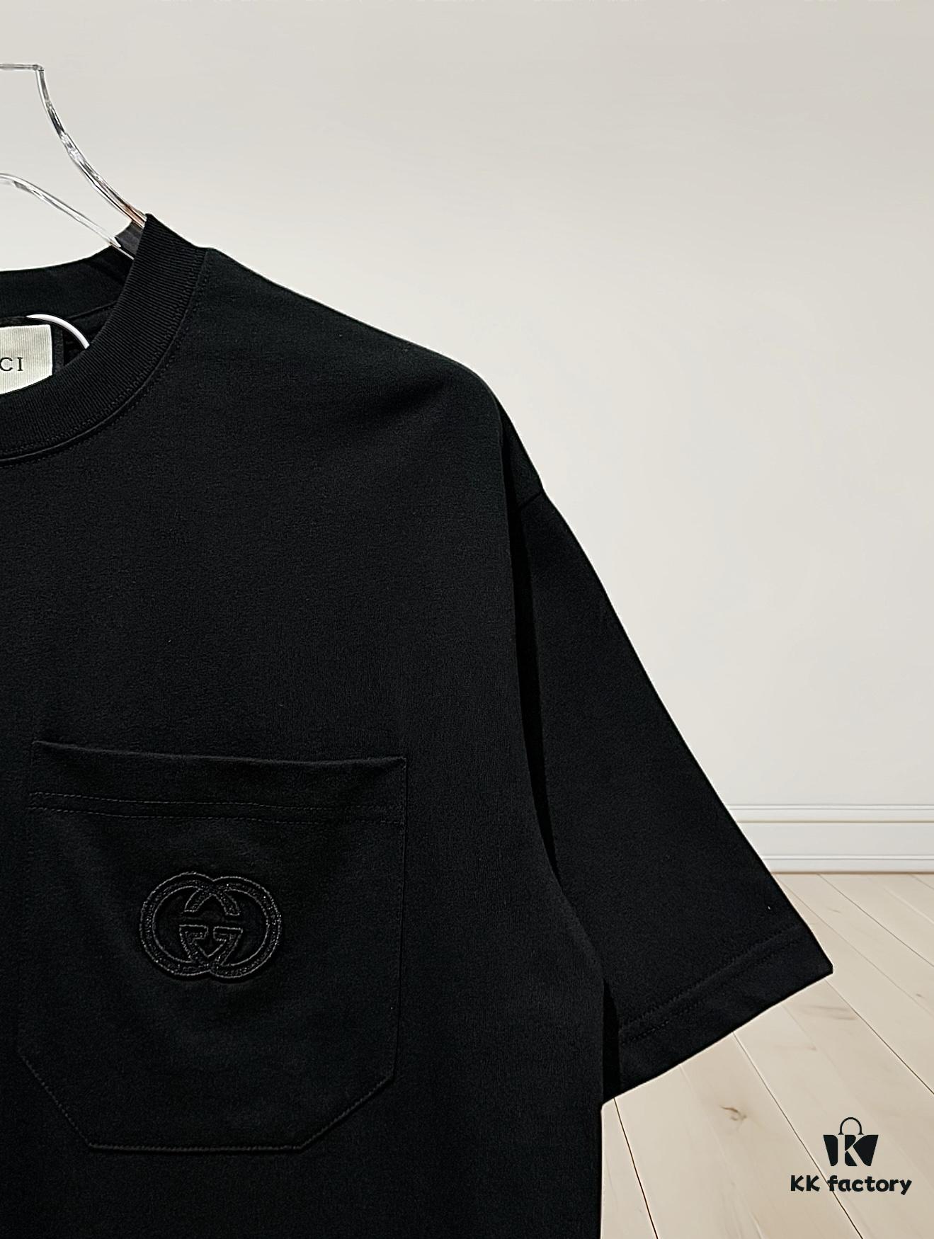 69312f20908475d562cd976e Gucci Logo Embroidered Patch Pocket Sleeveless T-Shirt Classic Stylish Youthful Cotton Top Unisex