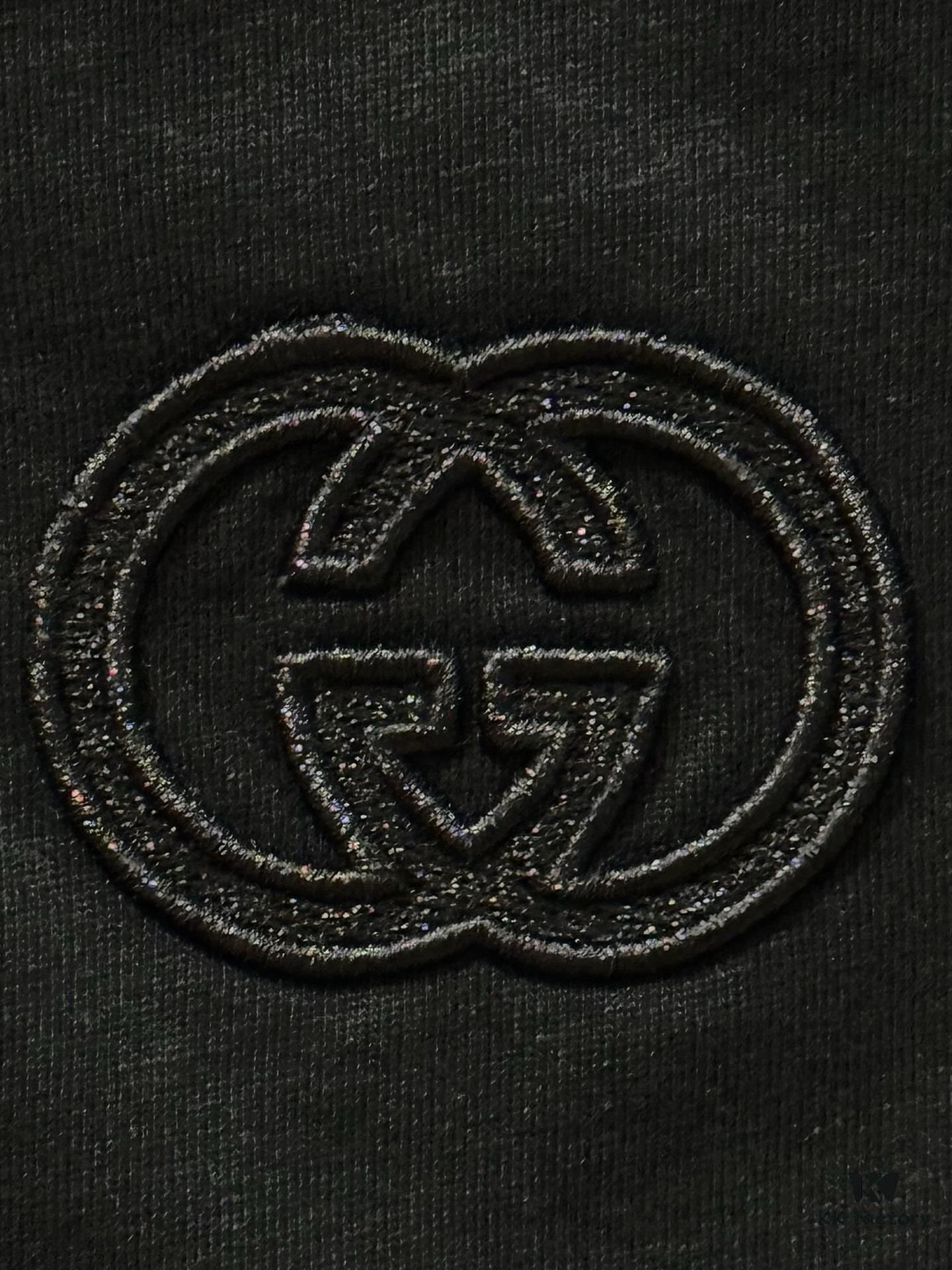 69312f2d908475d562cd9770 Gucci Logo Embroidered Patch Pocket Sleeveless T-Shirt Classic Stylish Youthful Cotton Top Unisex