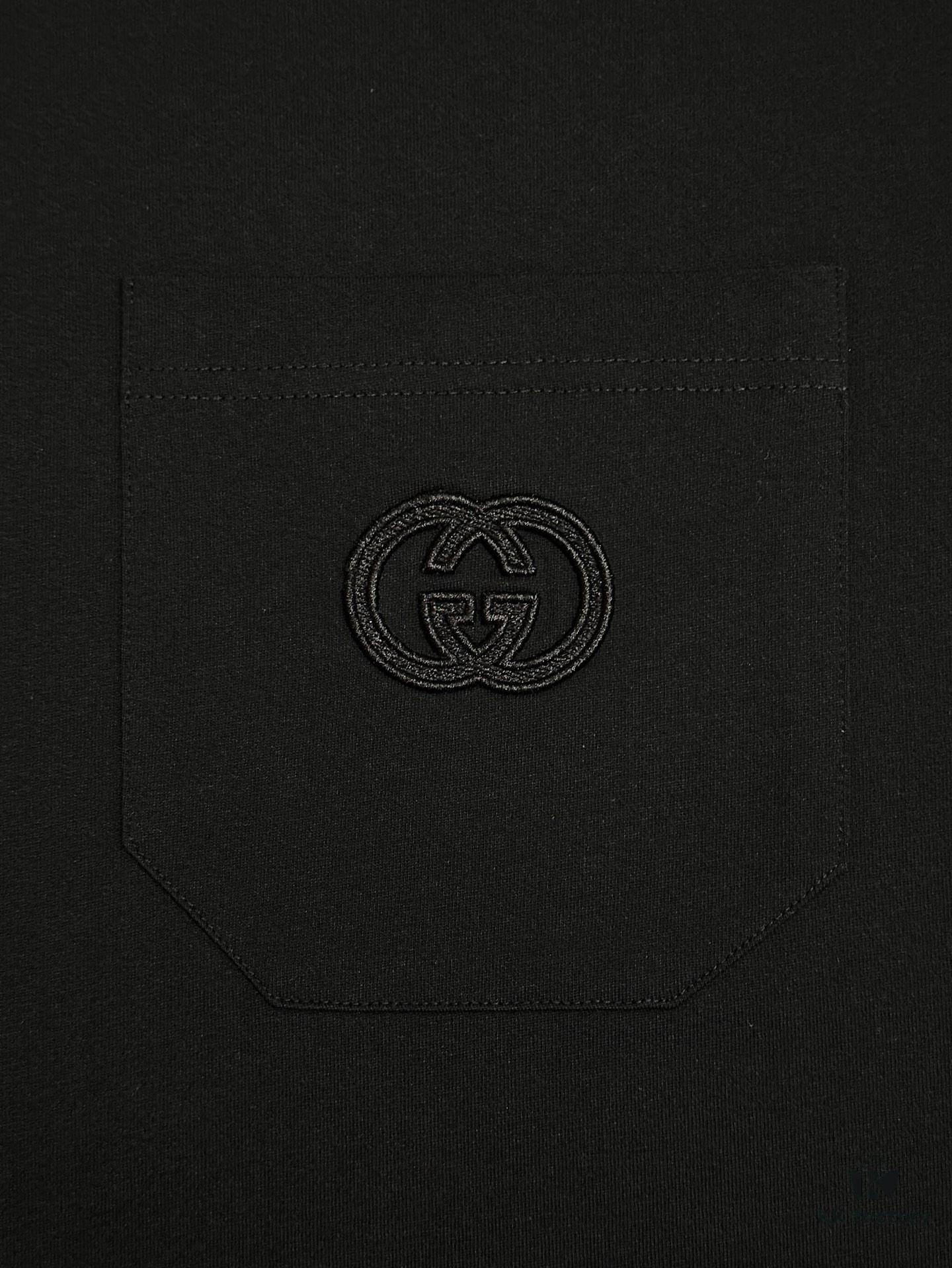 69312f4d908475d562cd9776 Gucci Classic Short-Sleeve T-Shirt with Double G Embroidered Patch and Pocket, Timeless Versatile Youthful Design