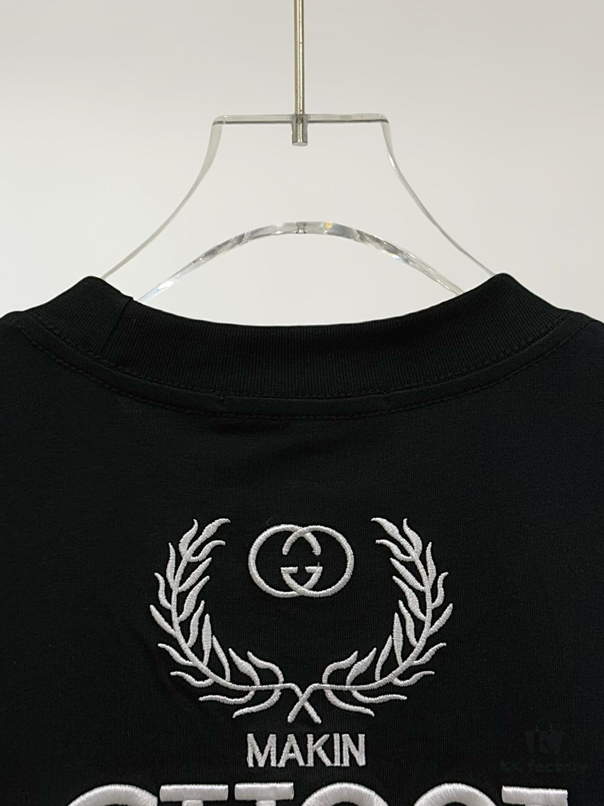 69312fdc908475d562cd9795 High-End Gucci Round Neck Short Sleeve T-Shirt with Front and Back High-Stitch Embroidered Logo, 280g Double-Yarn Premium Combed Cotton, Pre-Shrunk Washed Fabric, No Deformation, Unisex Design, Official Website Details, Three Labels Included, Moisture-Proof Paper Packaging, Distinct from Market Standard Products, Comfortable Fit with OXS Silhouette