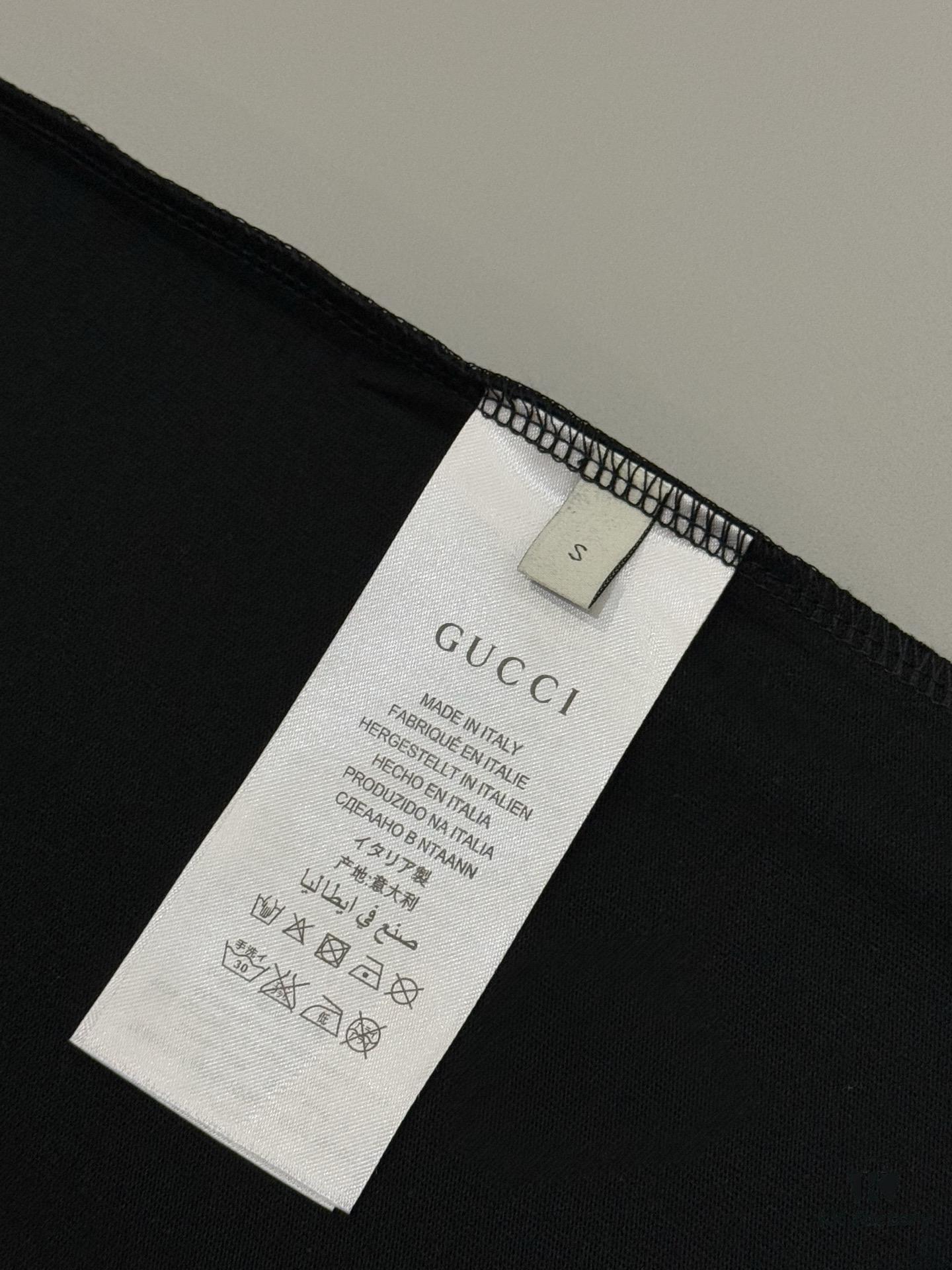 69313017908475d562cd979d High-End Gucci Round Neck Short Sleeve T-Shirt with Front and Back High-Quality Jump Stitch Embroidery, 280g Double-Yarn Heavyweight 100% Combed Cotton, Pre-Shrunk Washed Fabric, No Deformation, Unisex Design with Official Logo Embroidery, Patch on Back, Complete Three Labels, Moisture-Proof Paper Packaging, Distinct from Market Standard Goods, Comfortable Fit with OXS Silhouette