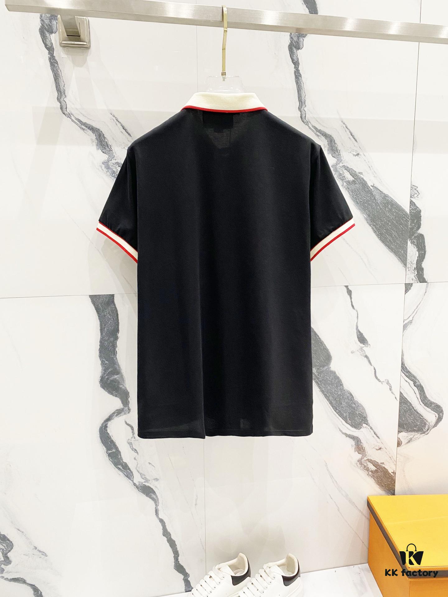 69313044908475d562cd97aa GUCCI Men's Polo Shirt with Notched Lapel, Color-Blocked Collar, and Embroidered GG Logo
