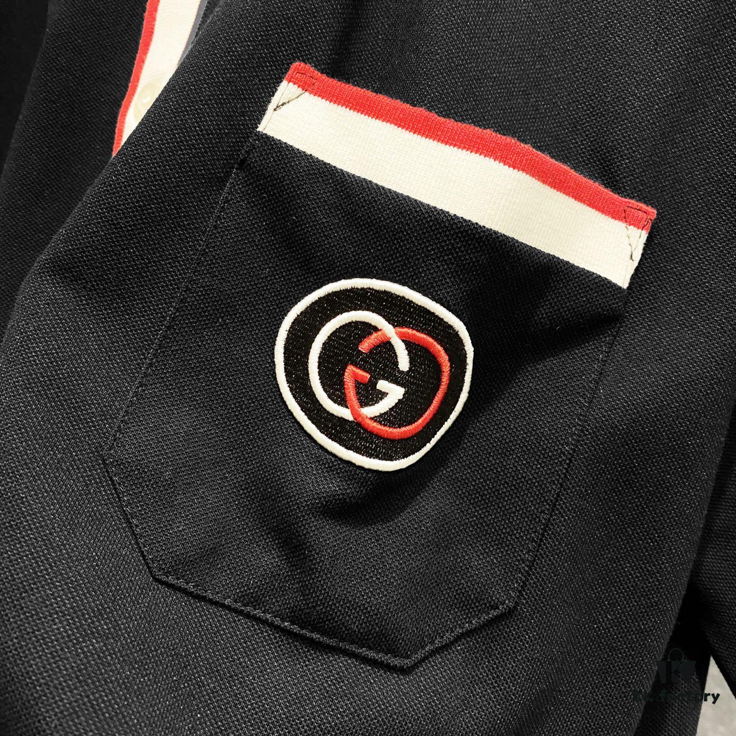 69313051908475d562cd97ae GUCCI Men's Polo Shirt with Notched Lapel, Color-Blocked Collar, and Embroidered GG Logo