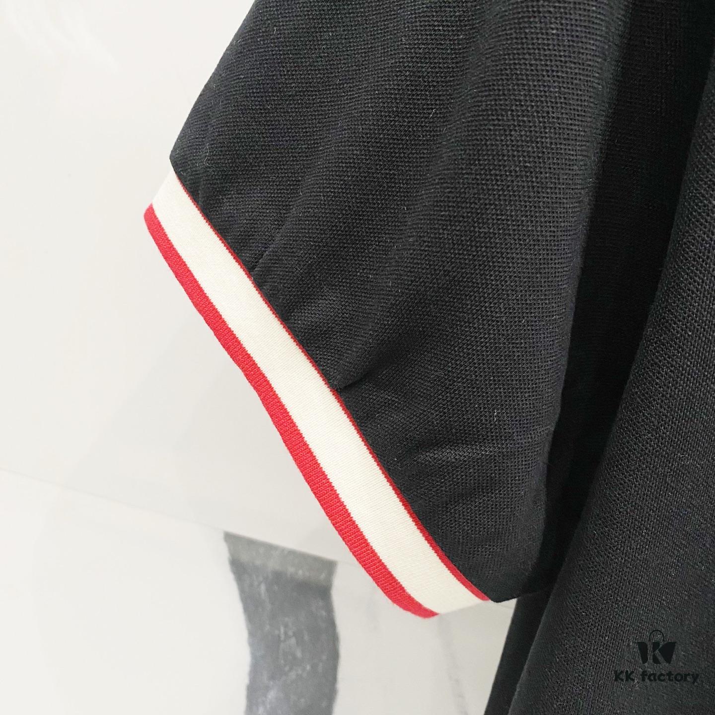 69313058908475d562cd97af GUCCI Men's Polo Shirt with Notched Lapel, Color-Blocked Collar, and Embroidered GG Logo