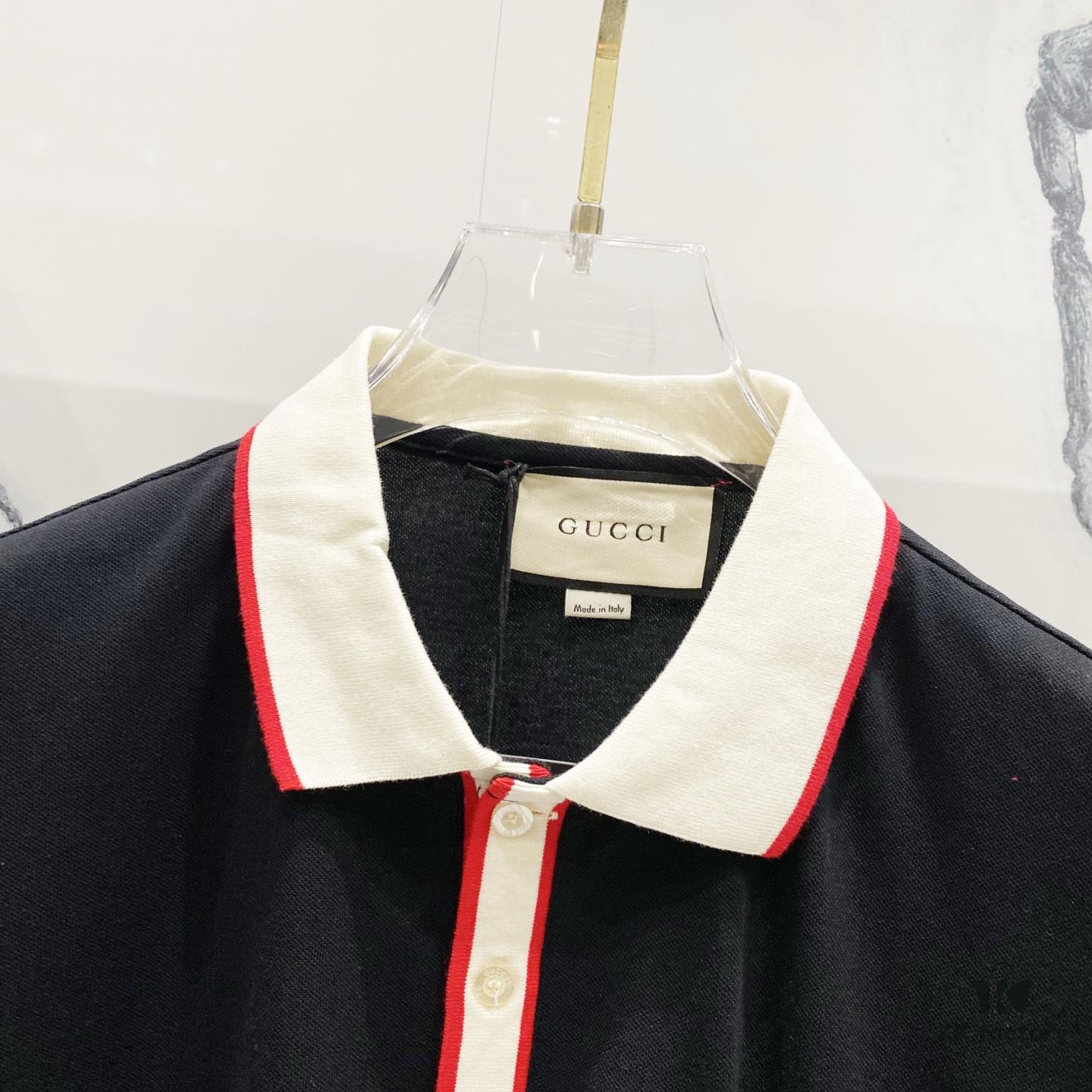 6931305f908475d562cd97b1 GUCCI Men's Polo Shirt with Notched Lapel, Color-Blocked Collar, and Embroidered GG Logo
