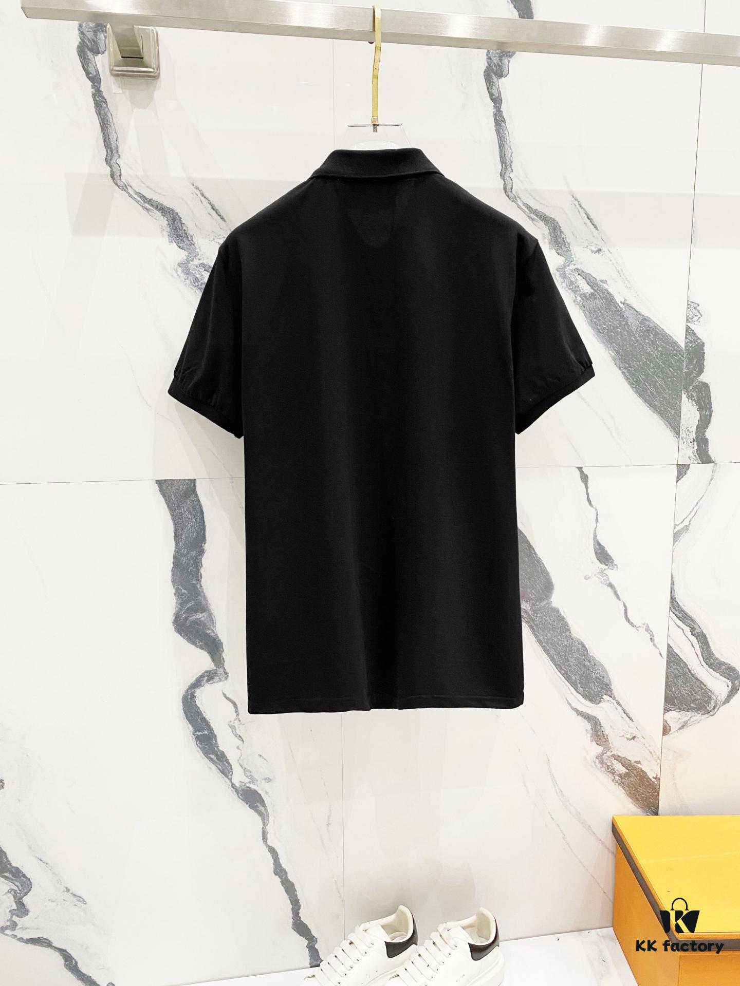 69313091908475d562cd97bc GUCCI Men's Polo Shirt with Notched Collar and Red-Green Web Stripe Logo Design