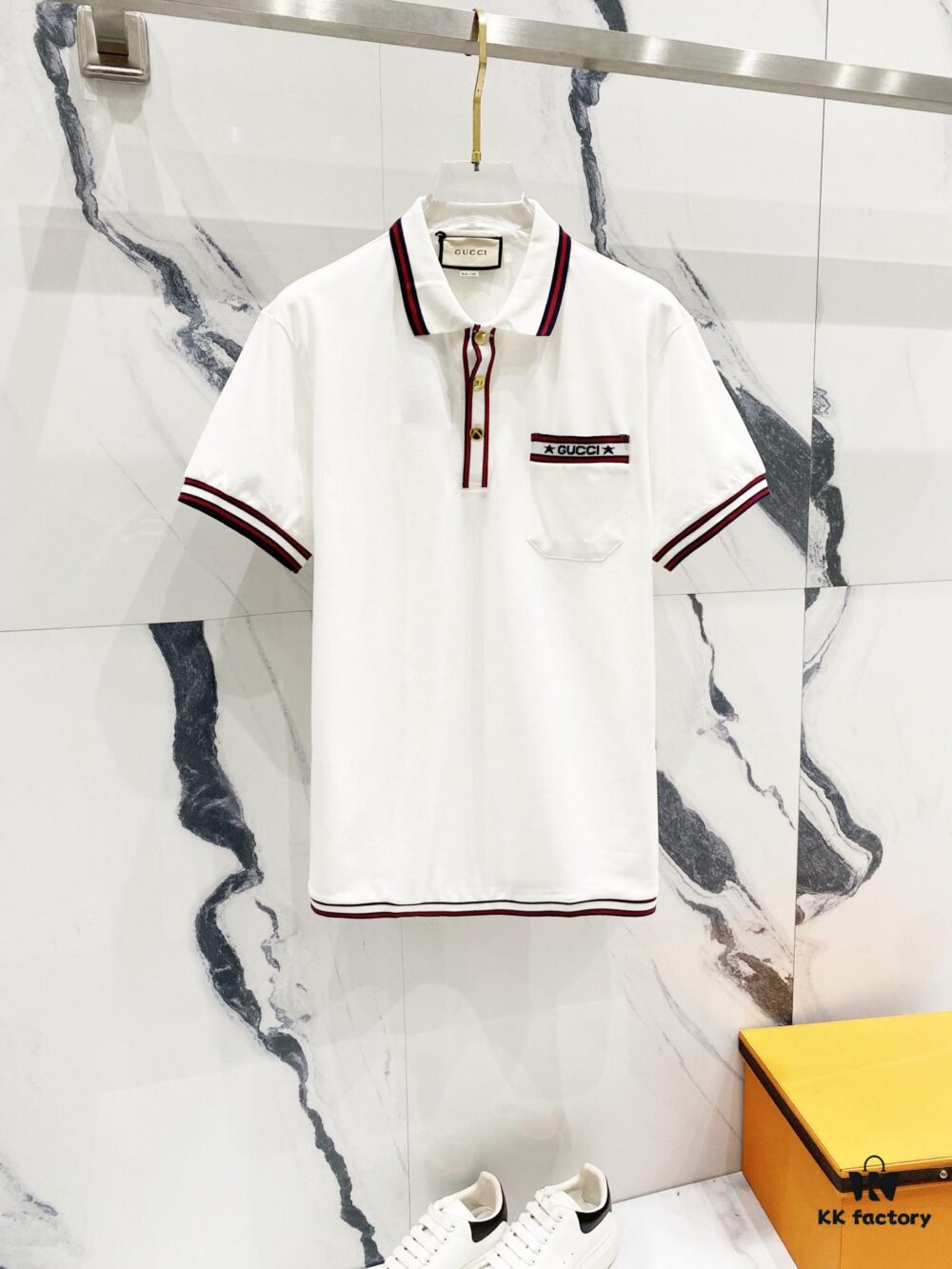 693130c9908475d562cd97c4 GUCCI Men's Polo Shirt with Lapel, Embroidered Logo, Color-Block Striped Pocket Design