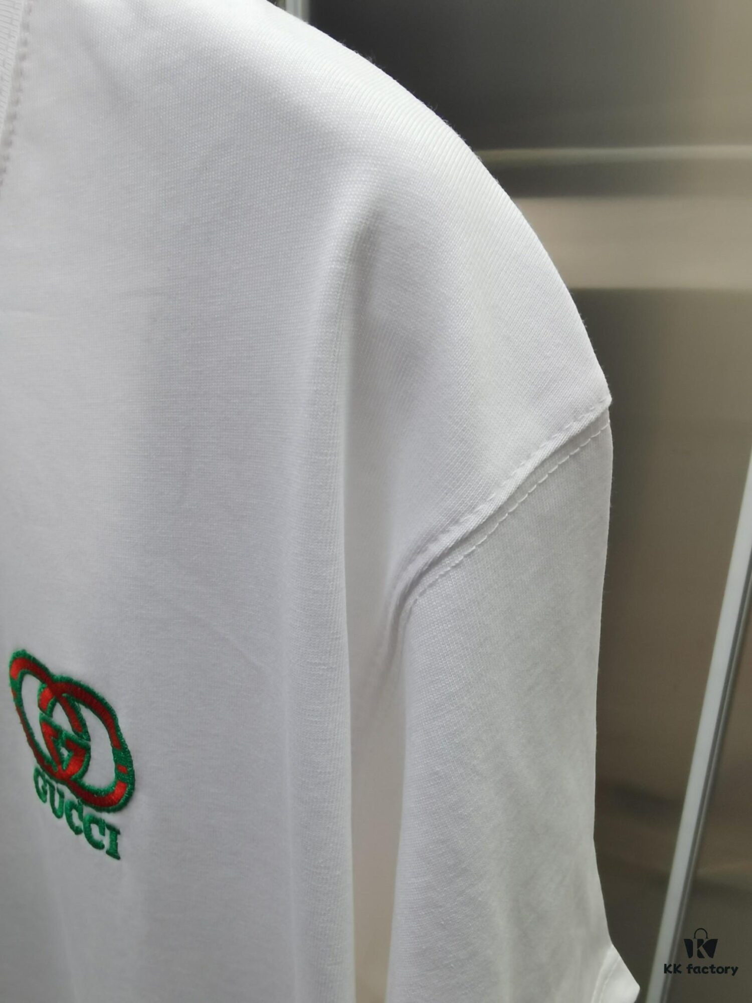 69313477908475d562cd9899 Gucci Embroidered Short Sleeve T-Shirt (Top Quality Version, Different from Standard Stock)