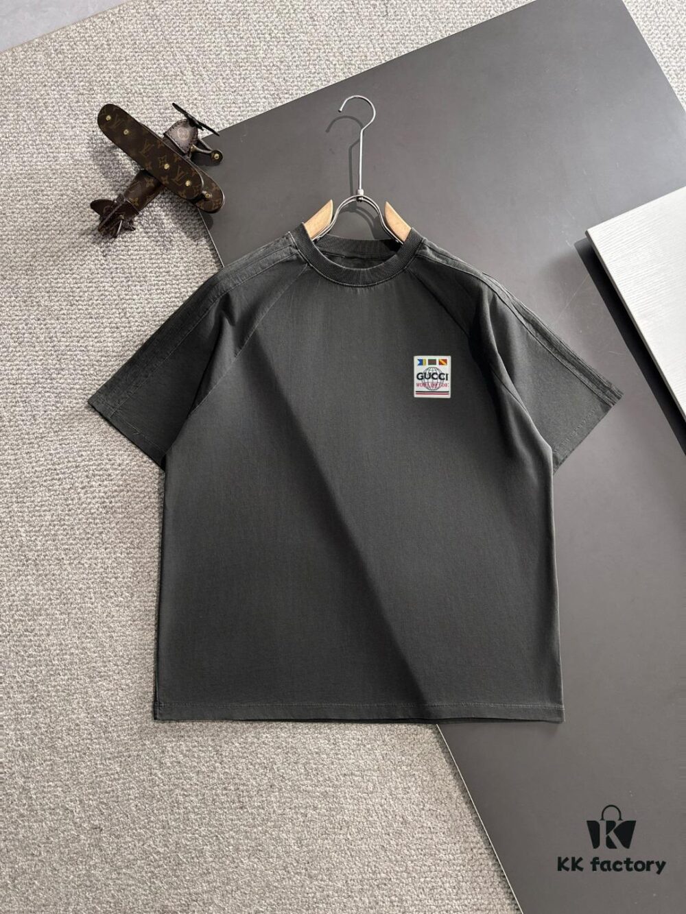 6931387a908475d562cd99be High-Quality GUCCI 2025 Spring/Summer New Men's Tie-Dye Washed Short-Sleeve T-Shirt