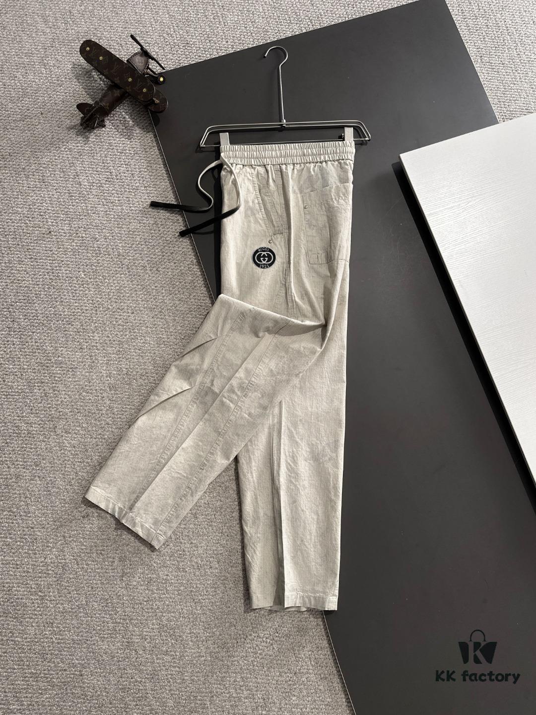 6931390f908475d562cd99df GUCCI 2025 Spring/Summer New Arrival Elastic Waist Casual Pants, Lightweight Custom Counter Fabric, Breathable and Highly Comfortable, Exquisitely Designed with Brand Identity, Premium Quality, Soft and Smooth Texture, Featuring a Relaxed Cut with Excellent Fit