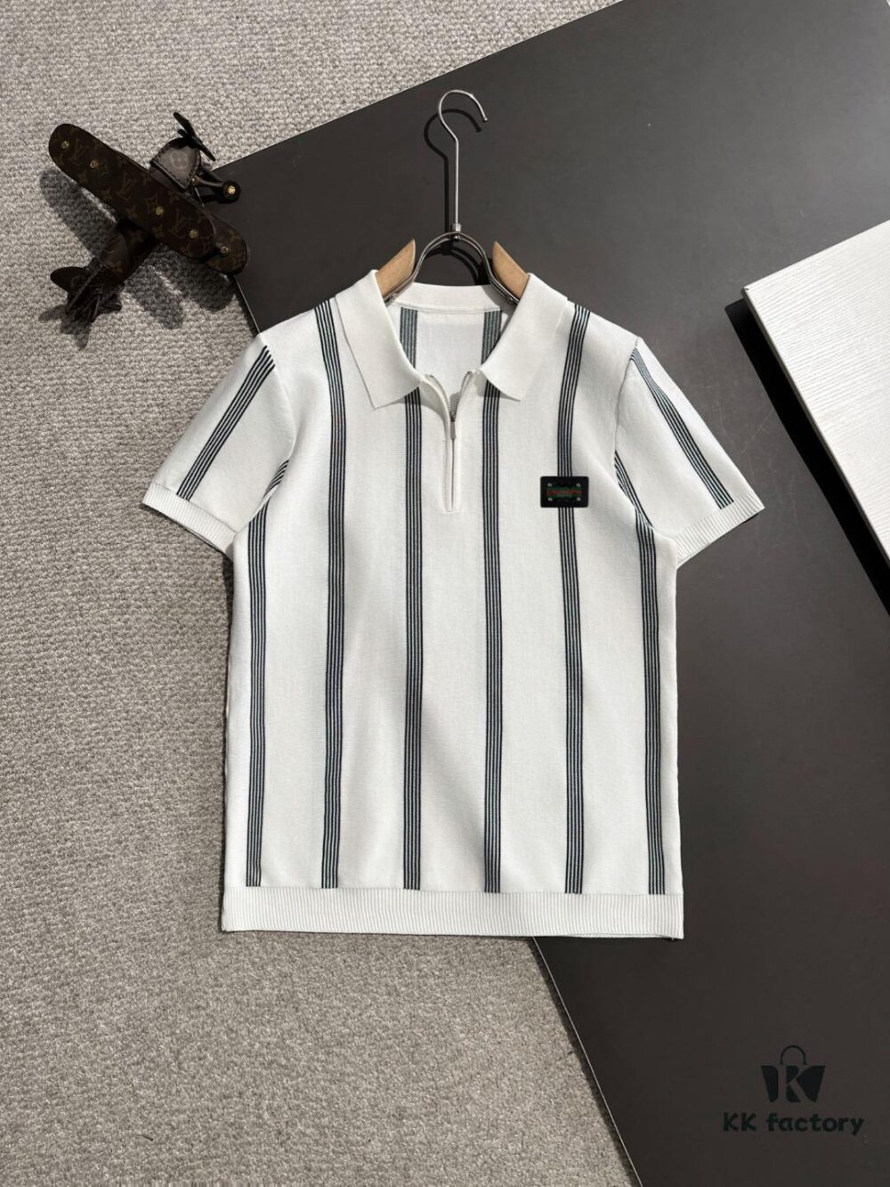 69313934908475d562cd99e8 High-Quality GUCCI 2025 Spring/Summer New Men's Lapel Short-Sleeve T-Shirt