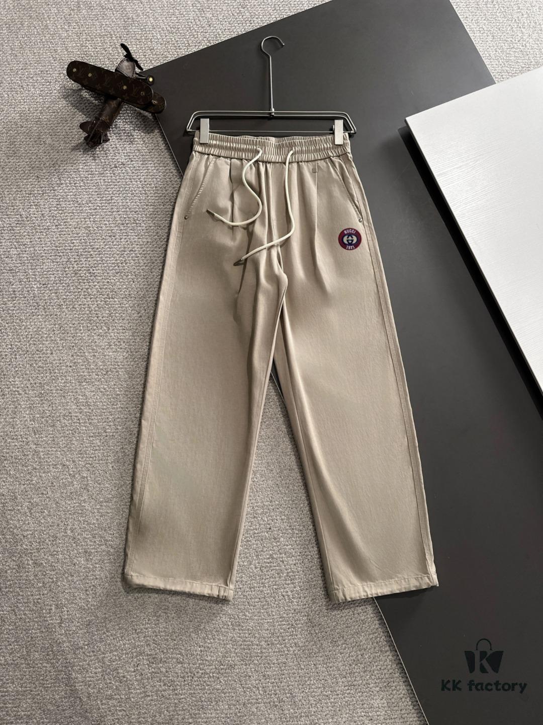 69313a14908475d562cd9a2e GUCCI 2025 Spring/Summer New Elastic Waist Casual Pants, Lightweight Custom Counter Fabric, Breathable and Comfortable, Exquisite Details, Brand Design Concept, High-Quality Craftsmanship, Soft and Smooth Texture, Leisure Cut with Excellent Fit