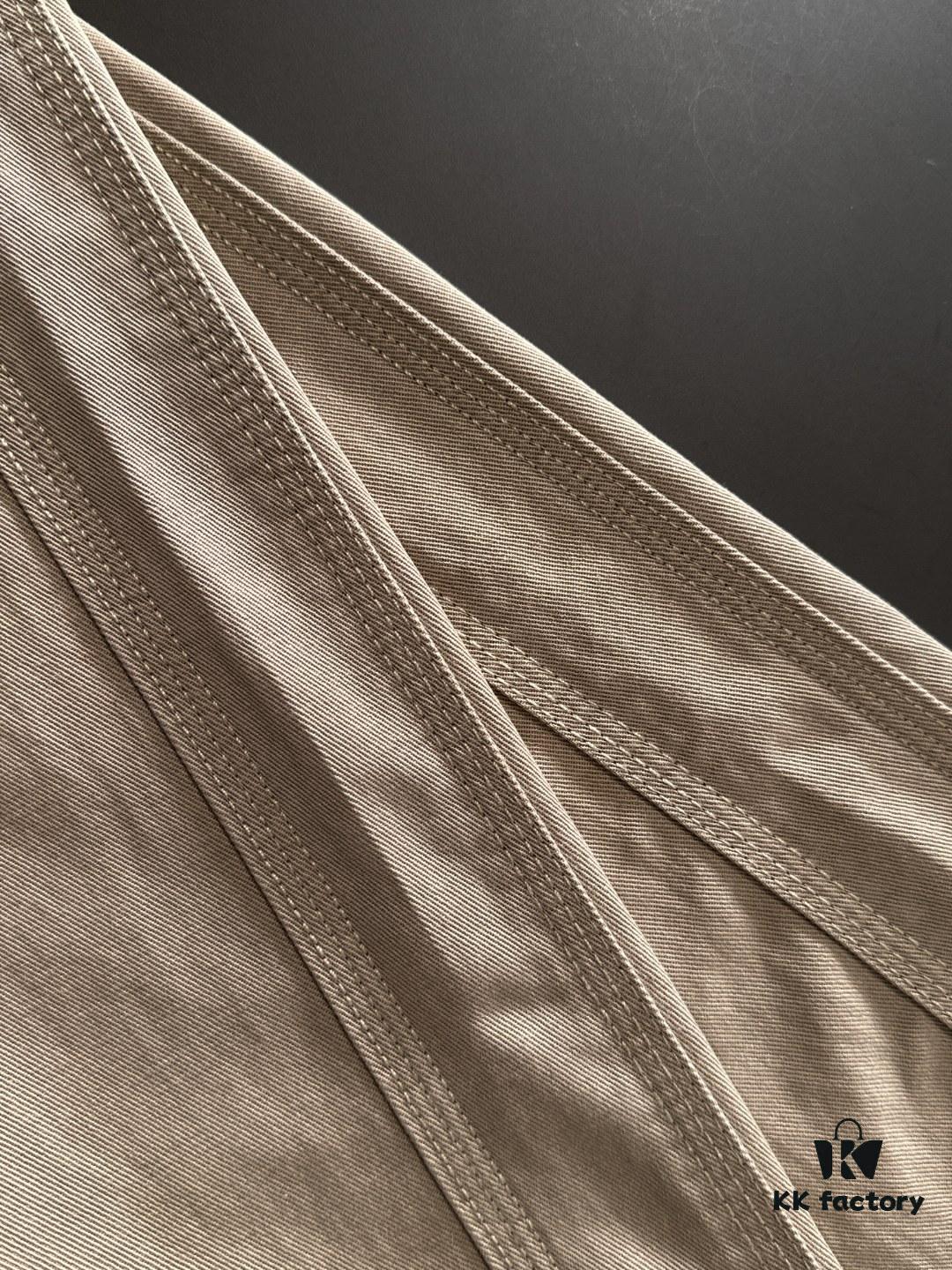 69313a1e908475d562cd9a32 GUCCI 2025 Spring/Summer New Elastic Waist Casual Pants, Lightweight Custom Counter Fabric, Breathable and Comfortable, Exquisite Details, Brand Design Concept, High-Quality Craftsmanship, Soft and Smooth Texture, Leisure Cut with Excellent Fit