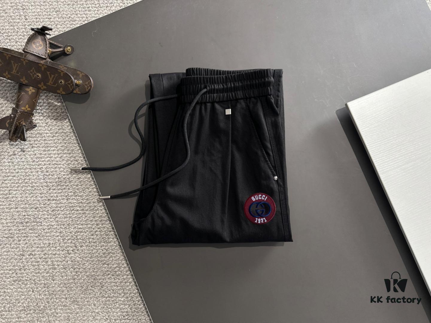 69313a61908475d562cd9a46 GUCCI 2025 Spring/Summer New Elastic Waist Casual Pants, Lightweight Custom Counter Fabric, Breathable and Comfortable, Exquisite Details, Brand Design Concept, High Quality, Soft and Smooth Touch