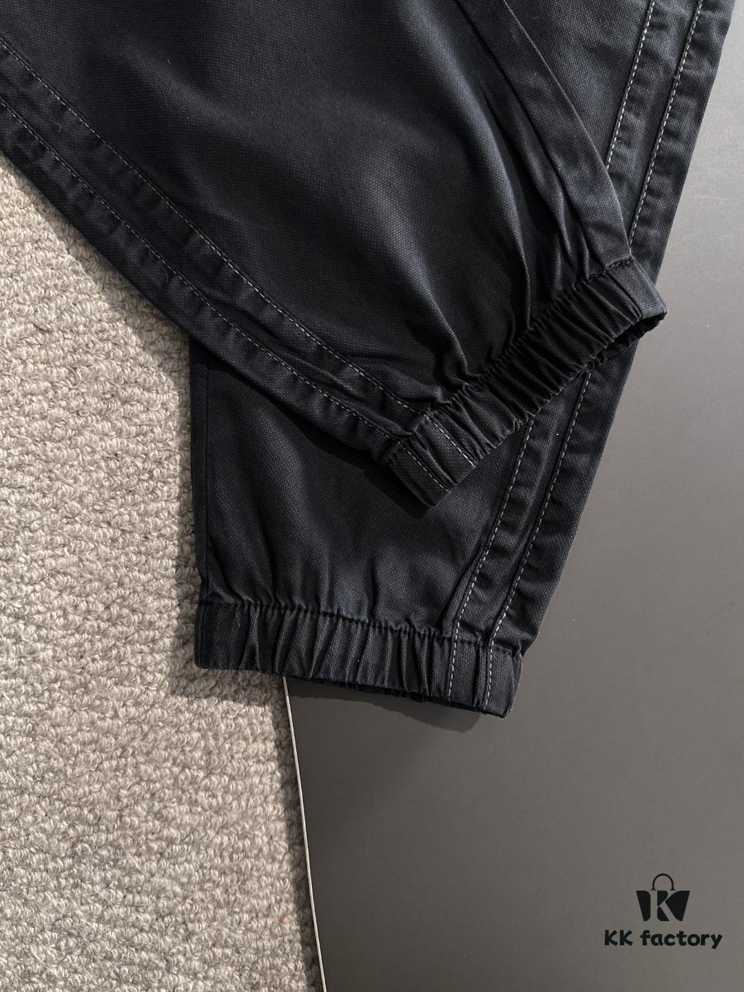 69313a79908475d562cd9a4c GUCCI 2025 Spring/Summer New Elastic Waist Casual Pants, Lightweight Custom Fabric from Counter, Highly Breathable and Comfortable, Exquisite Details, Brand Design Concept Reflecting High Quality, Soft and Smooth Texture, Showcasing a Perfect Relaxed Silhouette