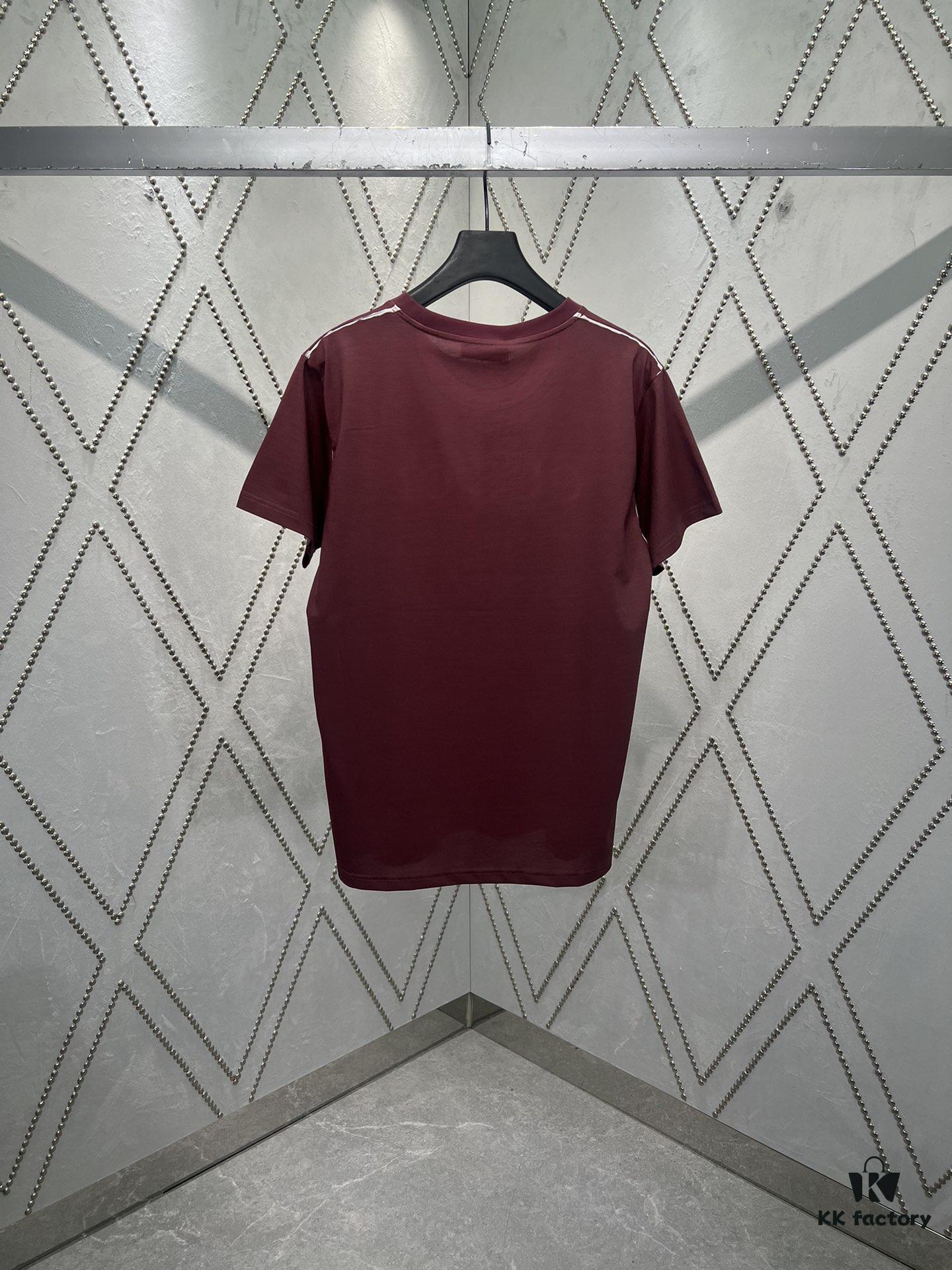 69313cc3908475d562cd9b0d Gucci 25SS New Standard Fit Knit Cotton T-Shirt Featuring Reflective Gucci Print