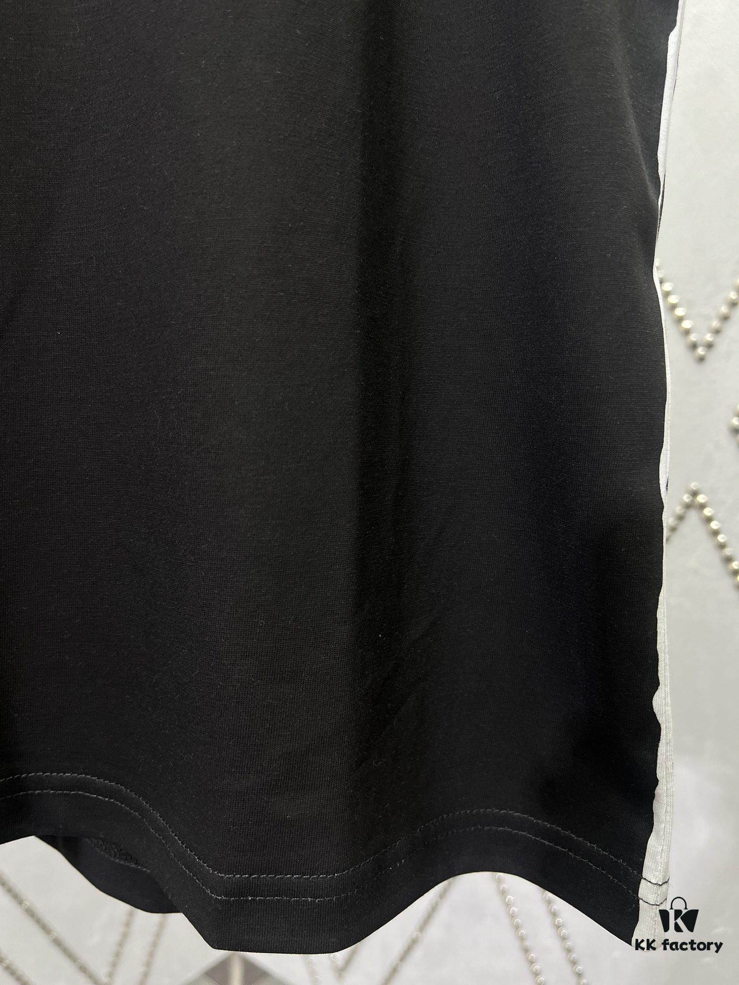 69313d21908475d562cd9b27 Gucci 25SS New Standard Fit Knit Cotton T-Shirt with Reflective Gucci Print