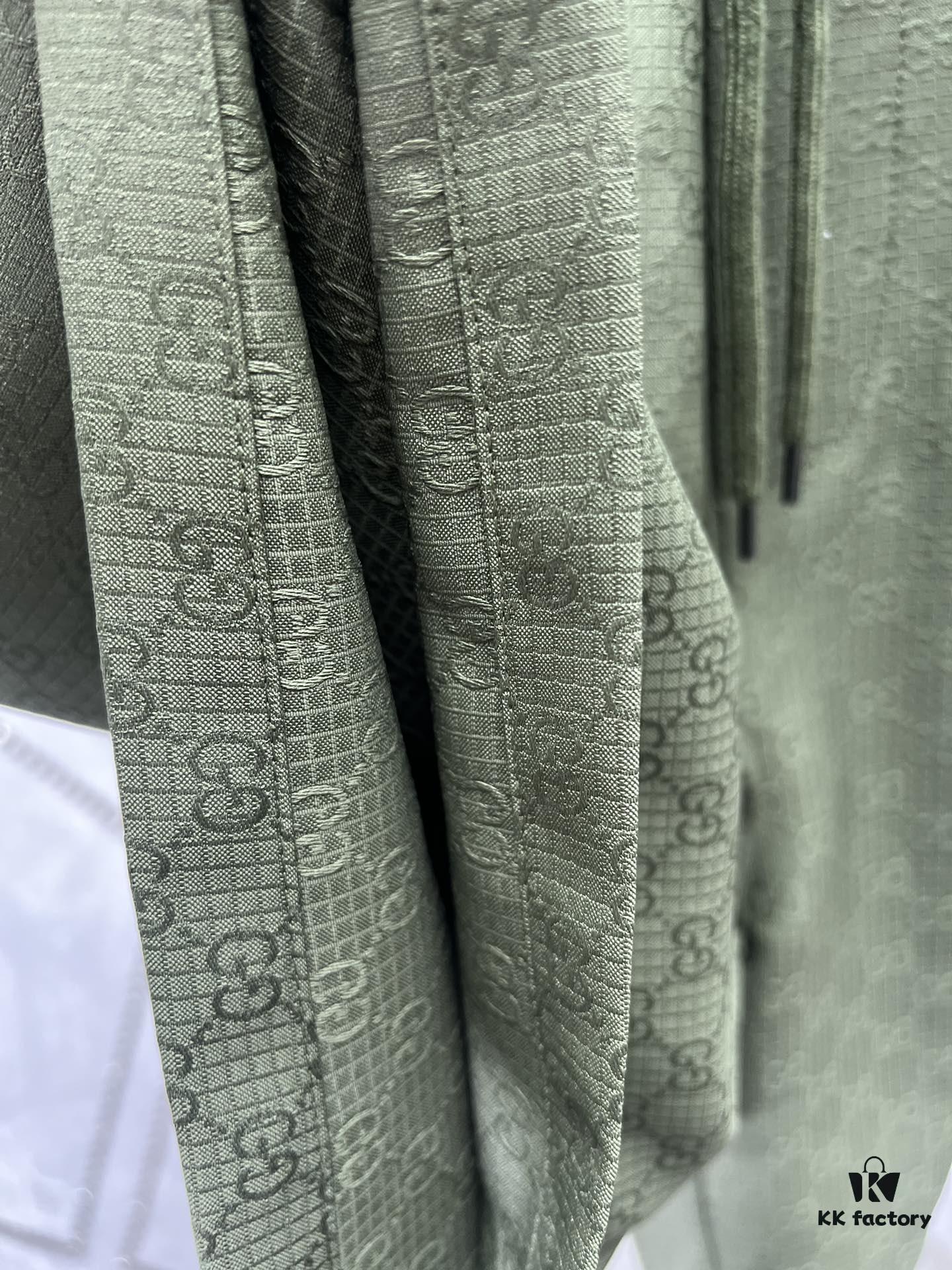 Gucci 25SS New Arrival Shorts Featuring the Iconic GG Pattern as a Tribute to Founder Guccio Gucci