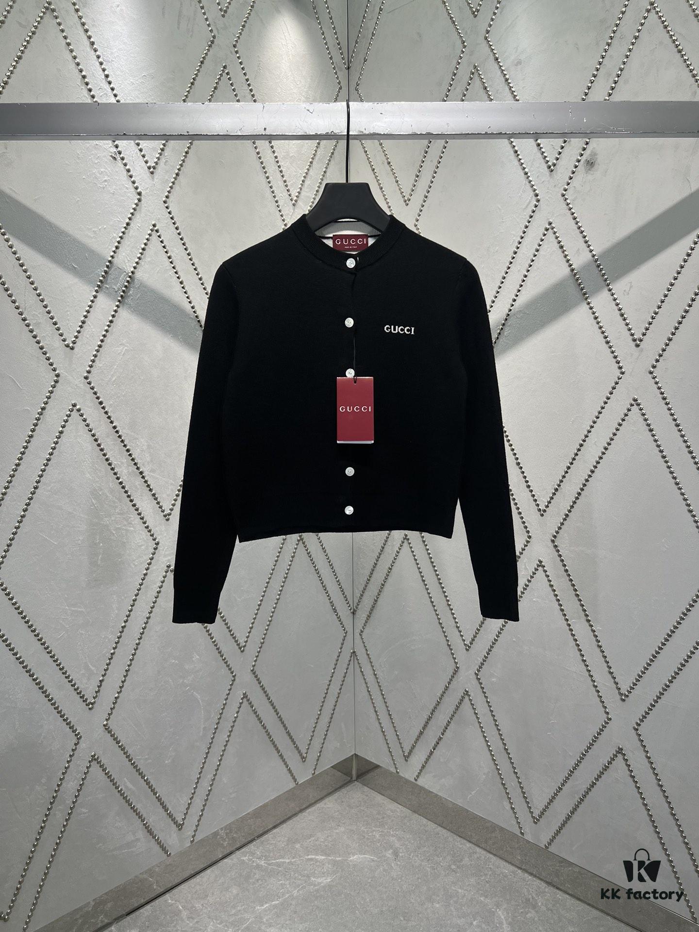 6931400e908475d562cd9bda Gucci 25SS New Arrival Wool Blend Jacquard Top with Decorative Gucci Intarsia on Front