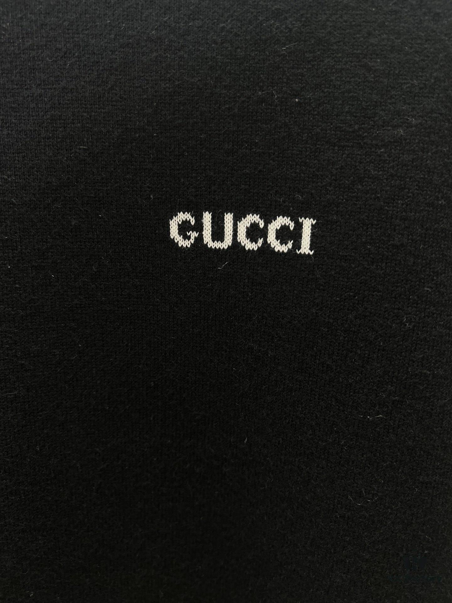 69314019908475d562cd9bdf Gucci 25SS New Arrival Wool Blend Jacquard Top with Decorative Gucci Intarsia on Front